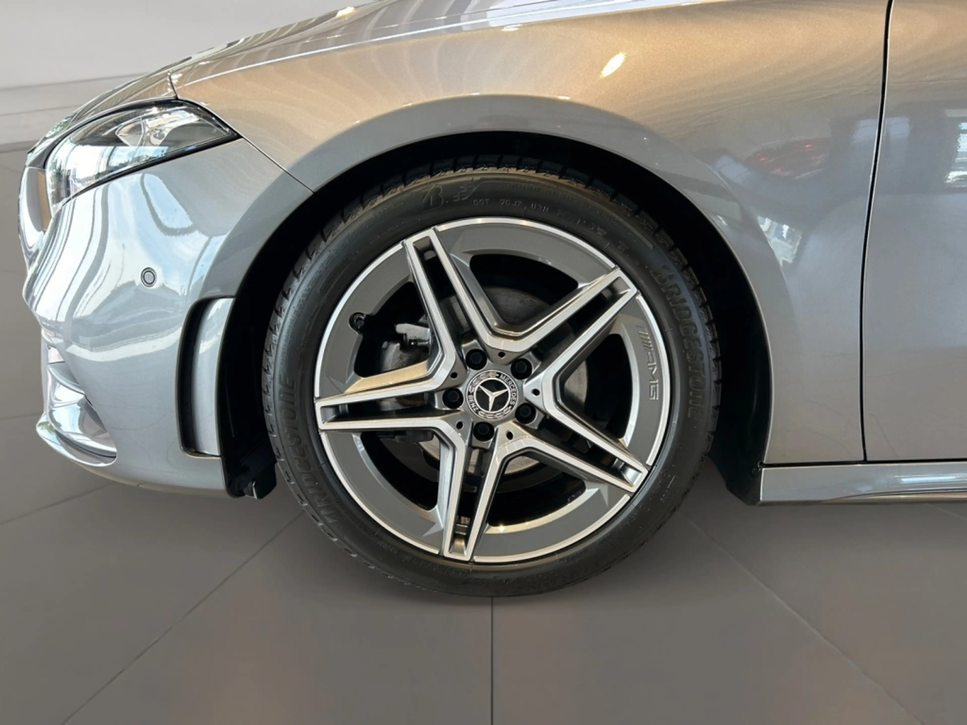 Mercedes-Benz A 180 AMG AMG+MBUX+Cam+Navi+Keyl+PTS+SHZ — photo 8