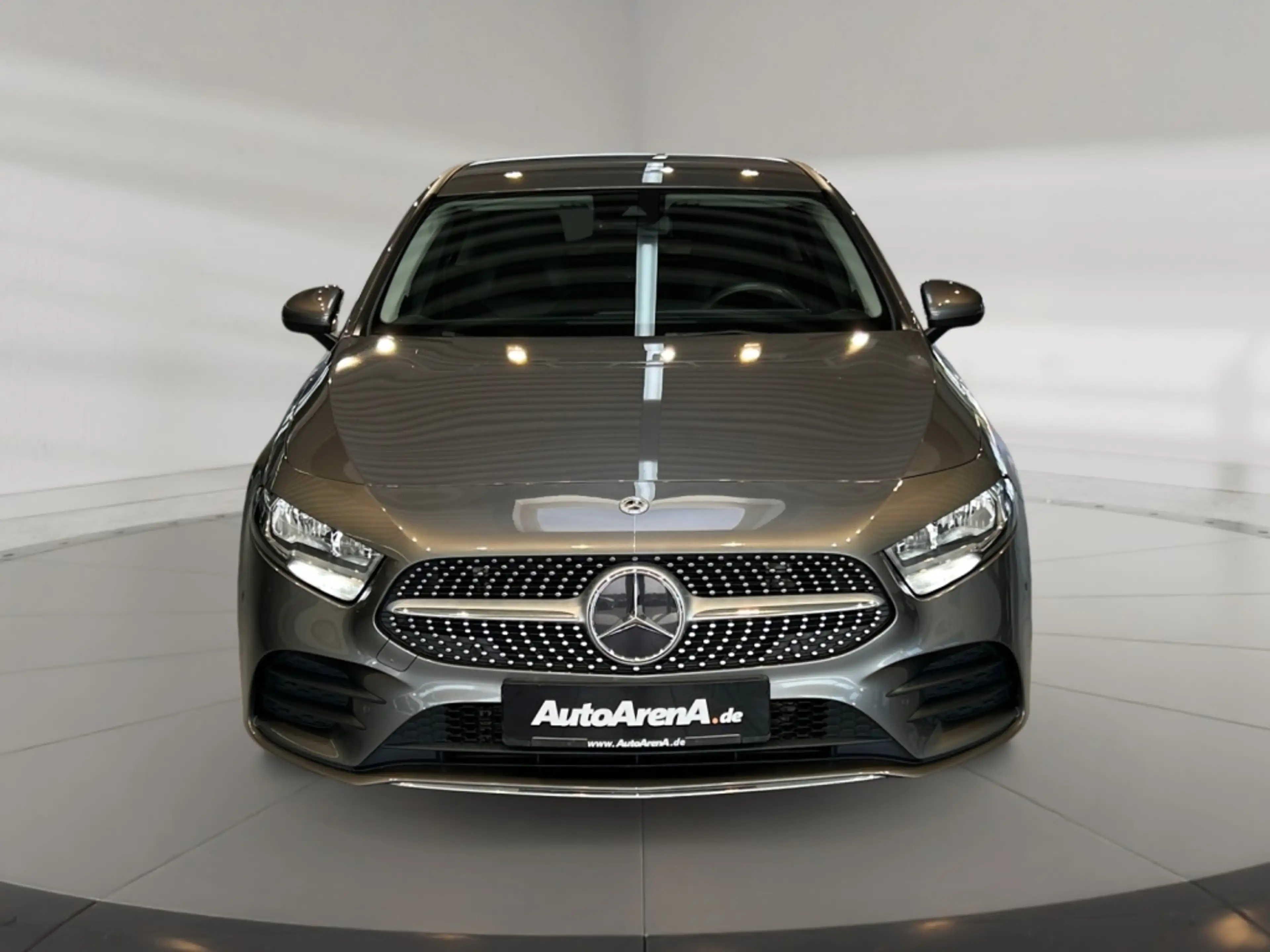 Mercedes-Benz A 180 AMG AMG+MBUX+Cam+Navi+Keyl+PTS+SHZ — photo 7