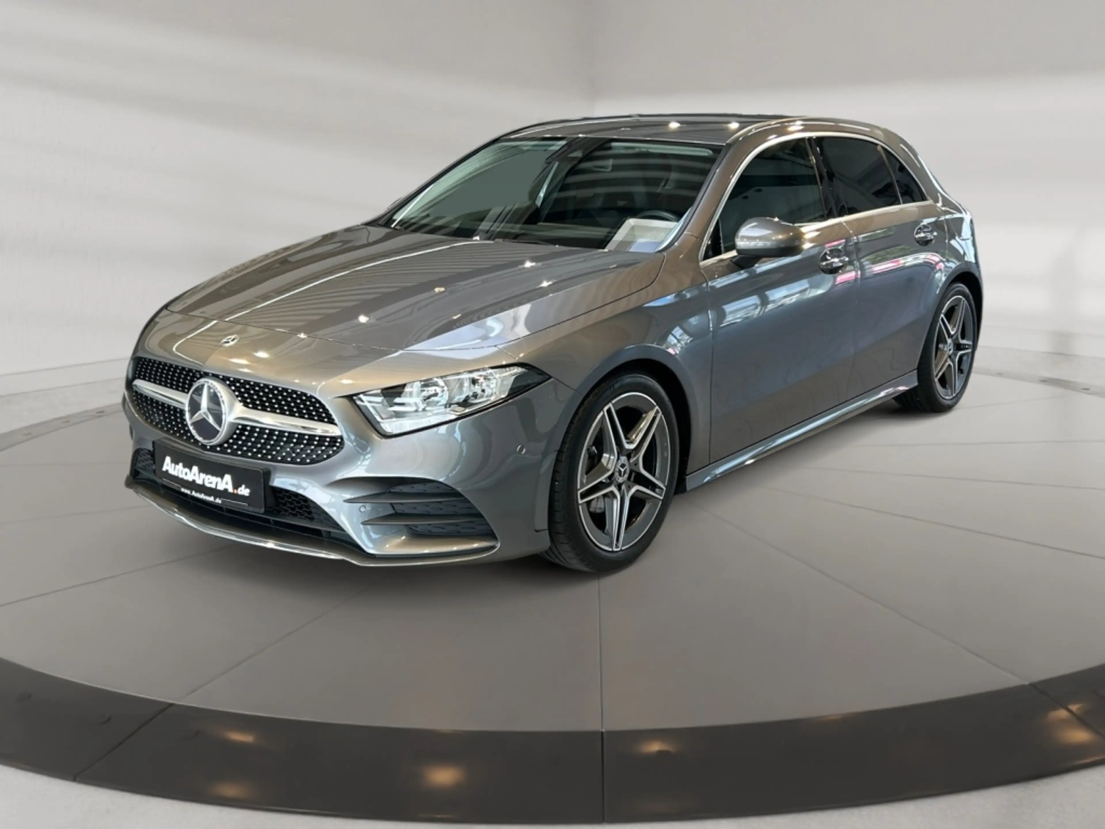 Mercedes-Benz A 180 AMG AMG+MBUX+Cam+Navi+Keyl+PTS+SHZ — photo 2