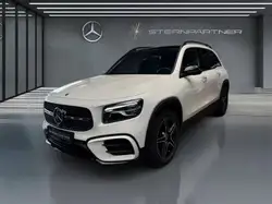 Mercedes-Benz GLB 200 AMG + Panorama + Night + Kamera