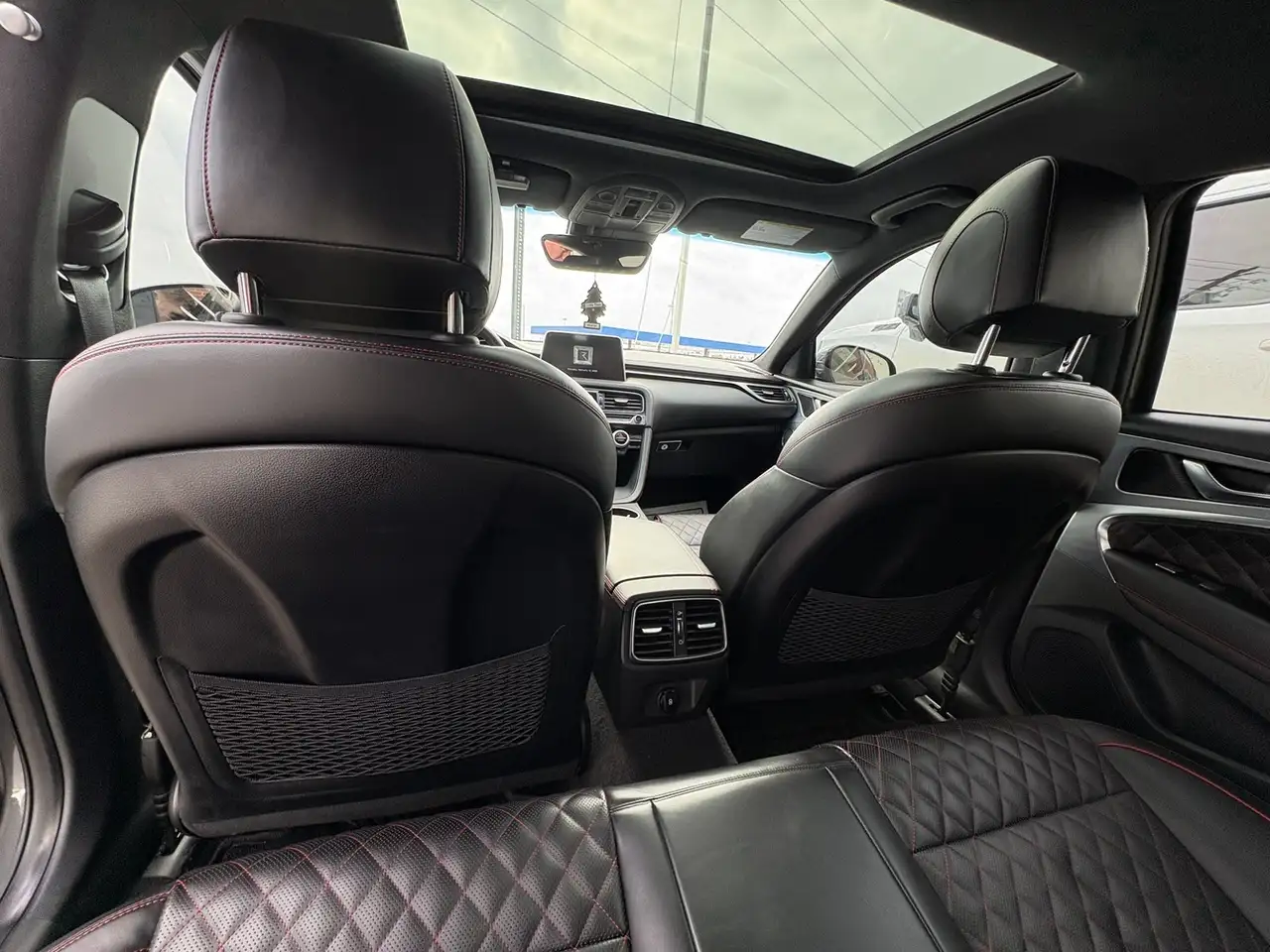 Genesis G70 снимка Genesis G70