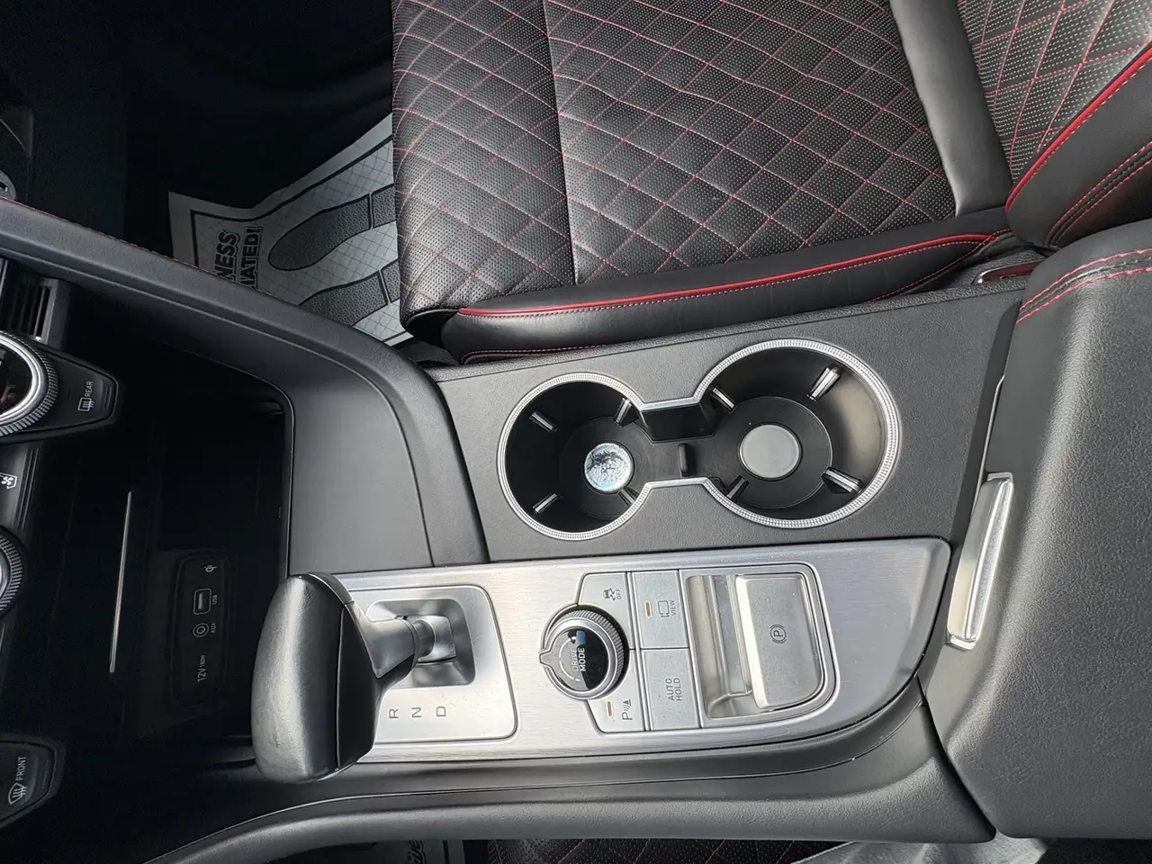 Genesis G70 снимка Genesis G70
