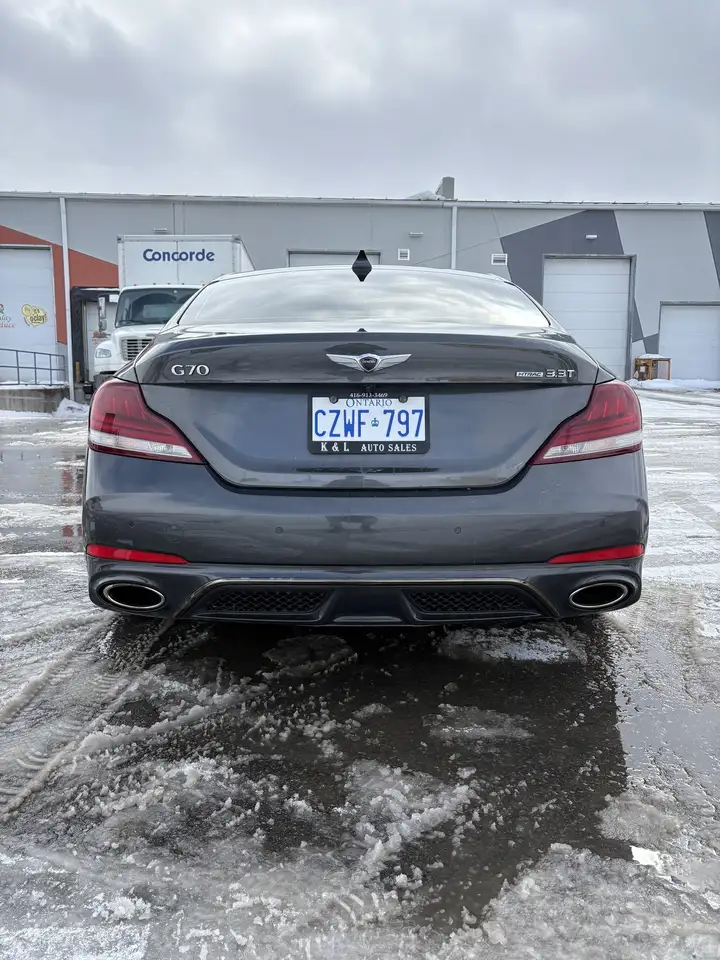 Genesis G70 снимка Genesis G70