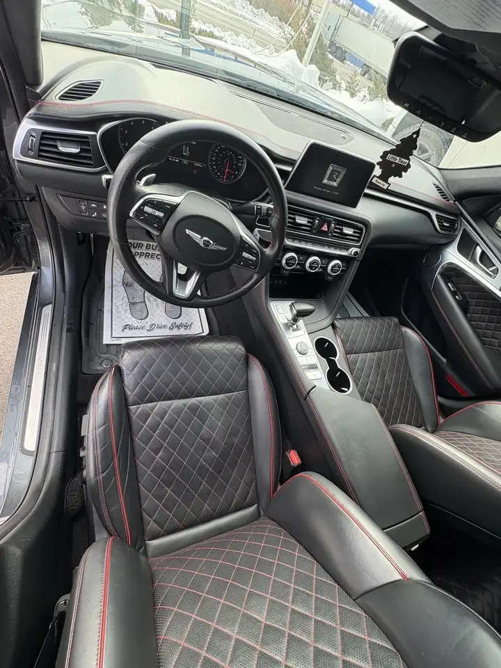 Genesis G70 снимка Genesis G70