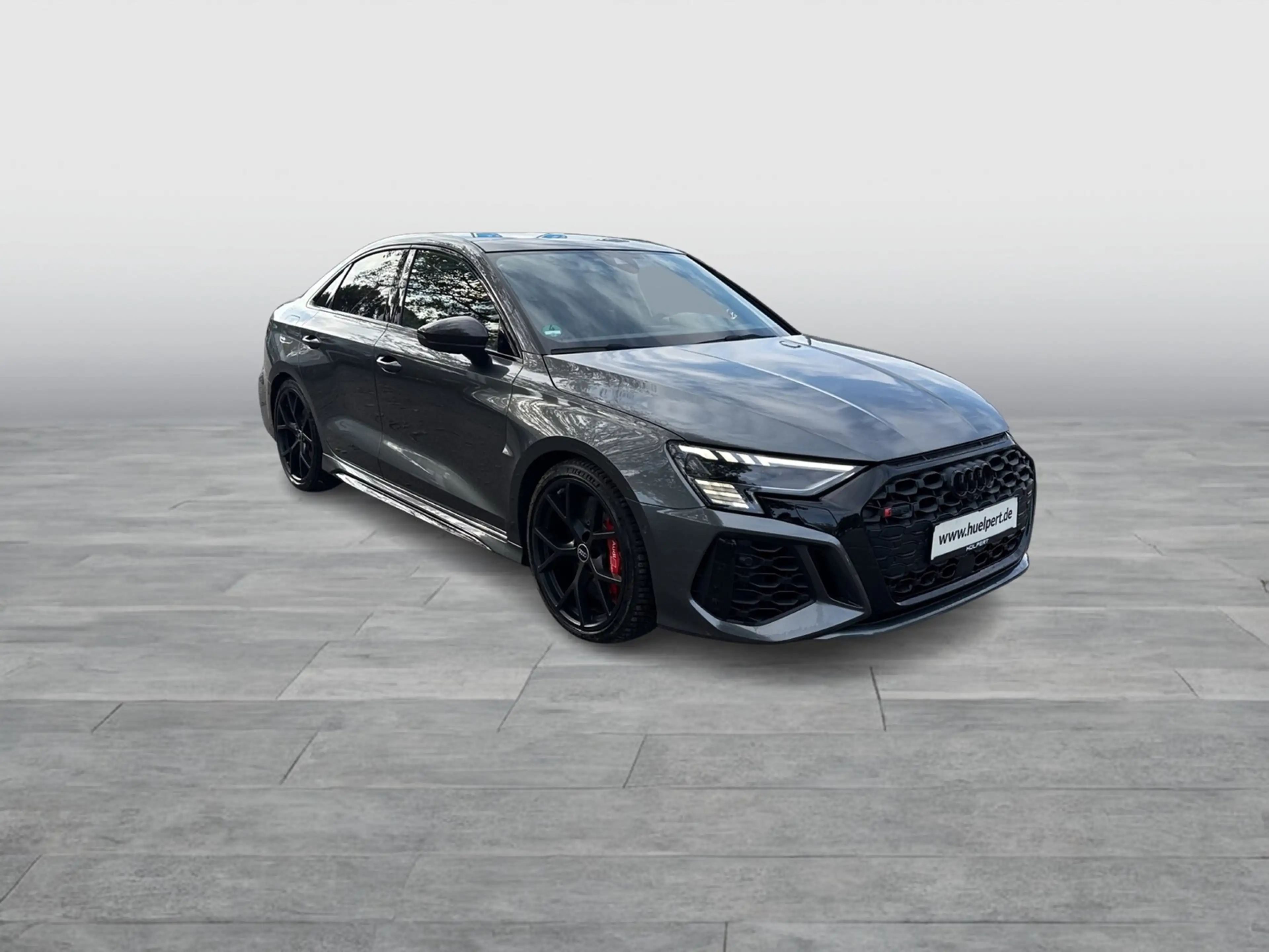 Audi RS3 Qu. KERAMIK PANO B&O SPORTABGAS LEDER — photo 4