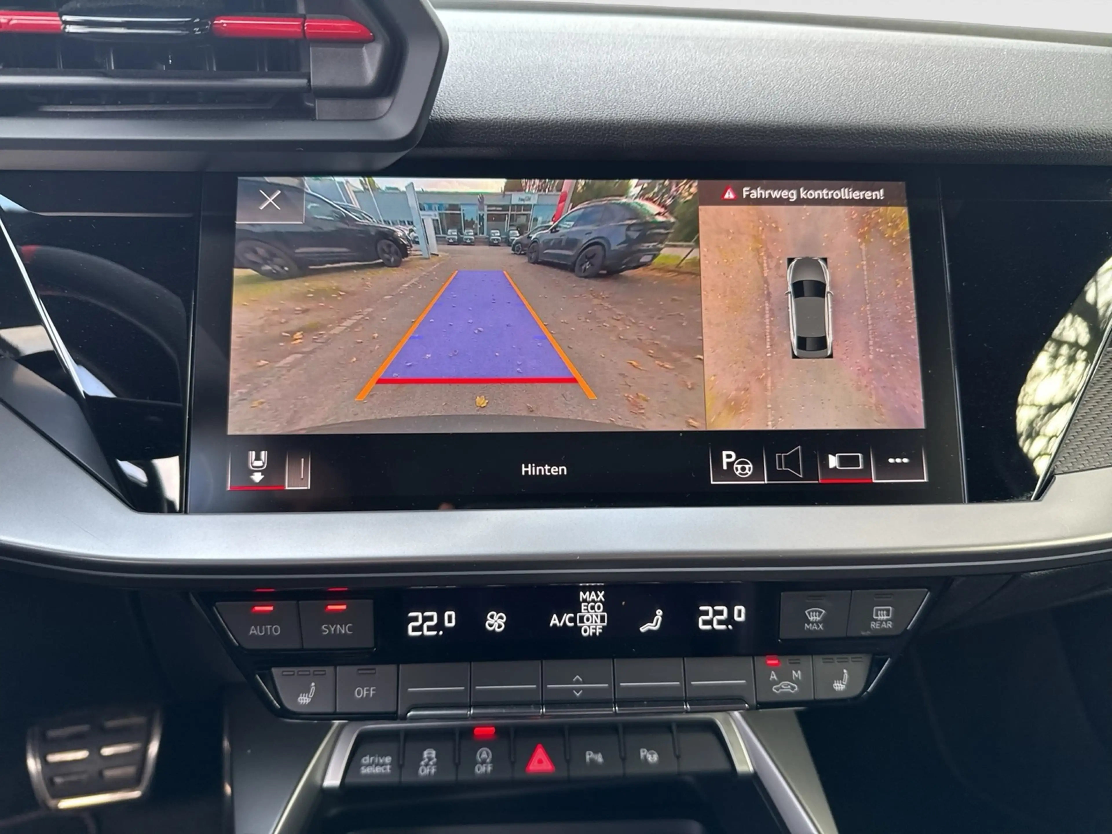 Audi RS3 Qu. KERAMIK PANO B&O SPORTABGAS LEDER — photo 14