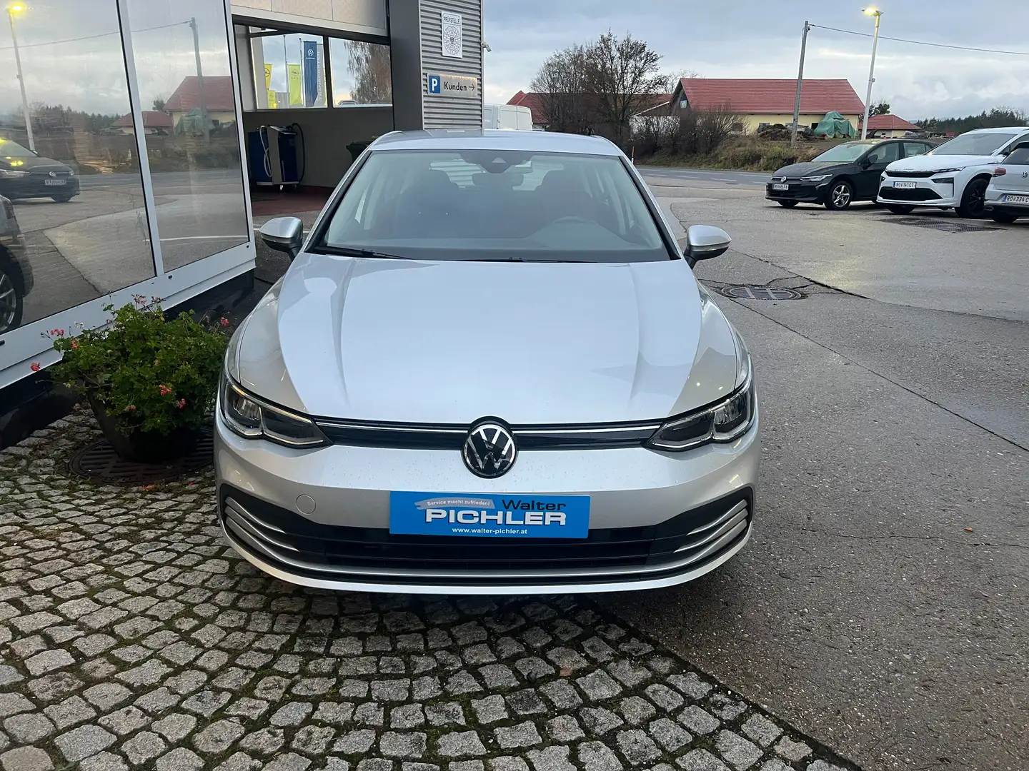 Volkswagen Golf TSI Grau - 2