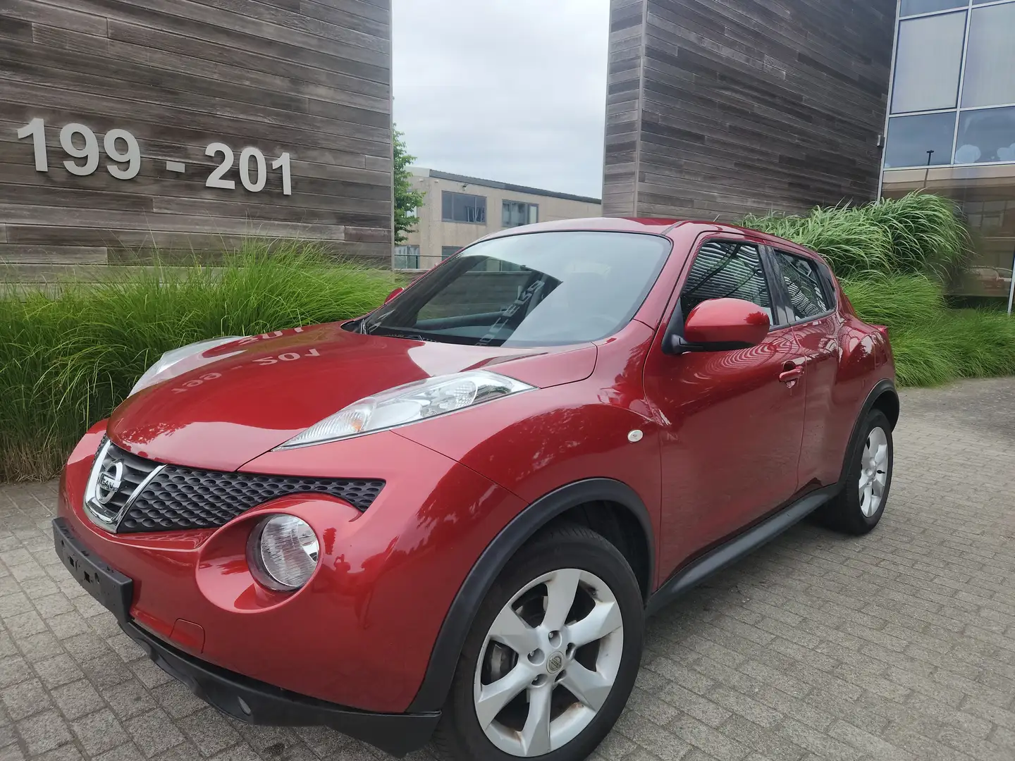 Nissan Juke 1.6i / 023.000 km / 1 propriétaire Rood - 2