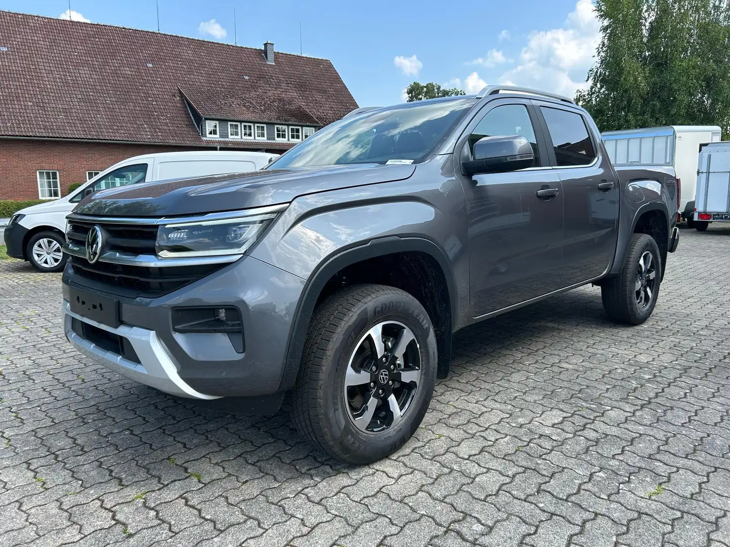 Volkswagen Amarok Style 3.0 TDI V6 4MOTION / AHK Navi Grau - 1