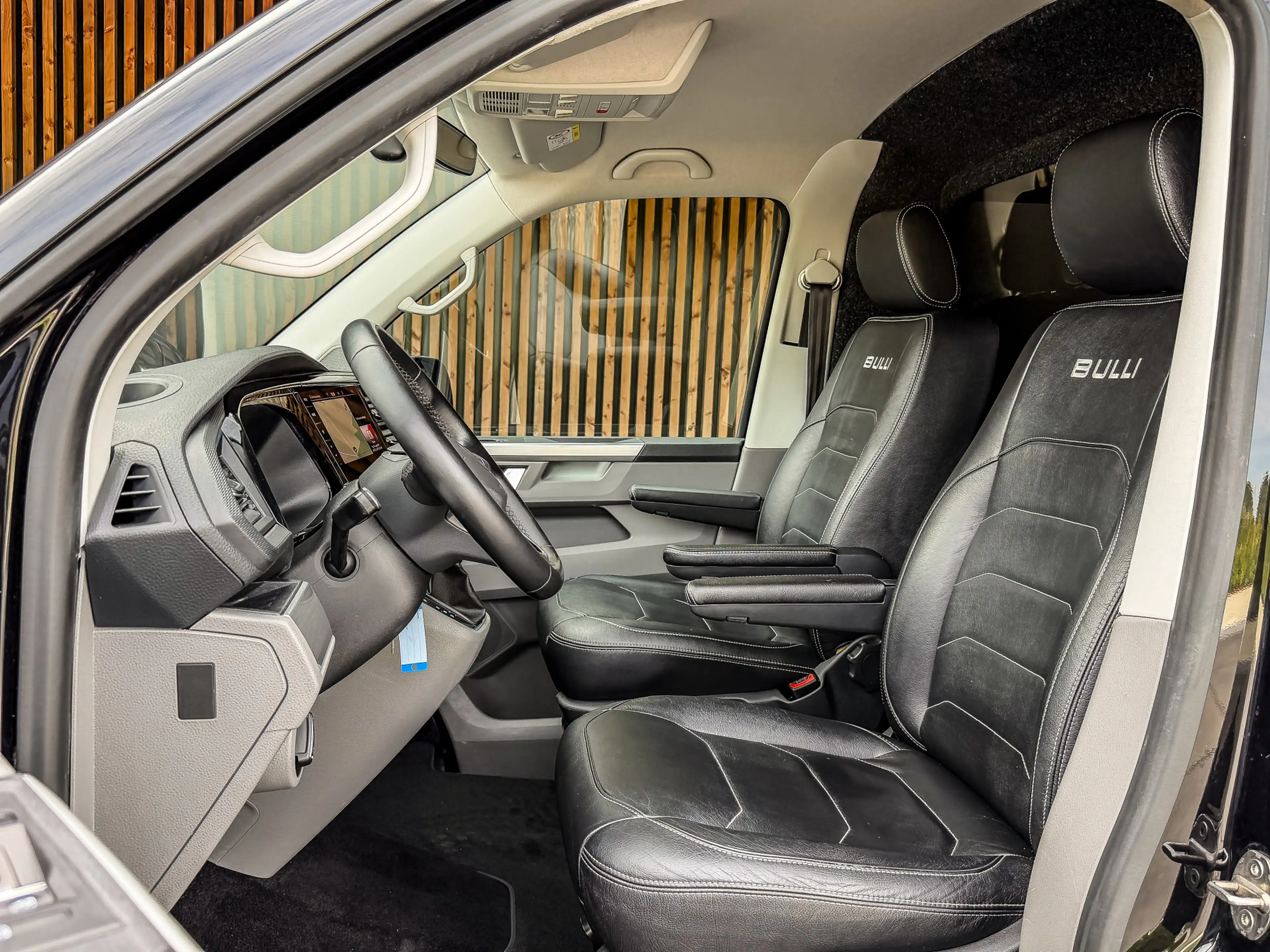 Volkswagen T6.1 Transporter 2.0 TDI 204PK DSG L2H1 Bulli | LED KOPLAMPEN | DIG — photo 14