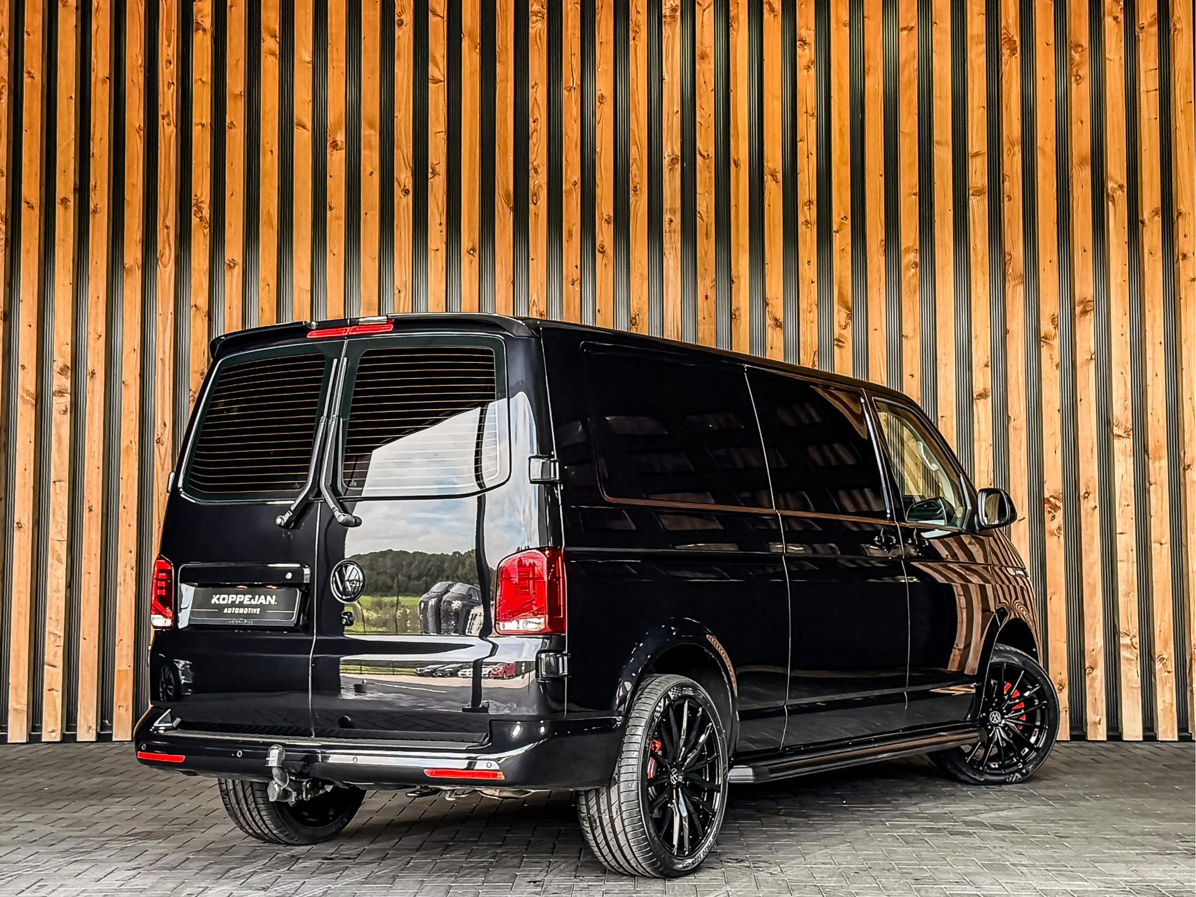 Volkswagen T6.1 Transporter 2.0 TDI 204PK DSG L2H1 Bulli | LED KOPLAMPEN | DIG — photo 3
