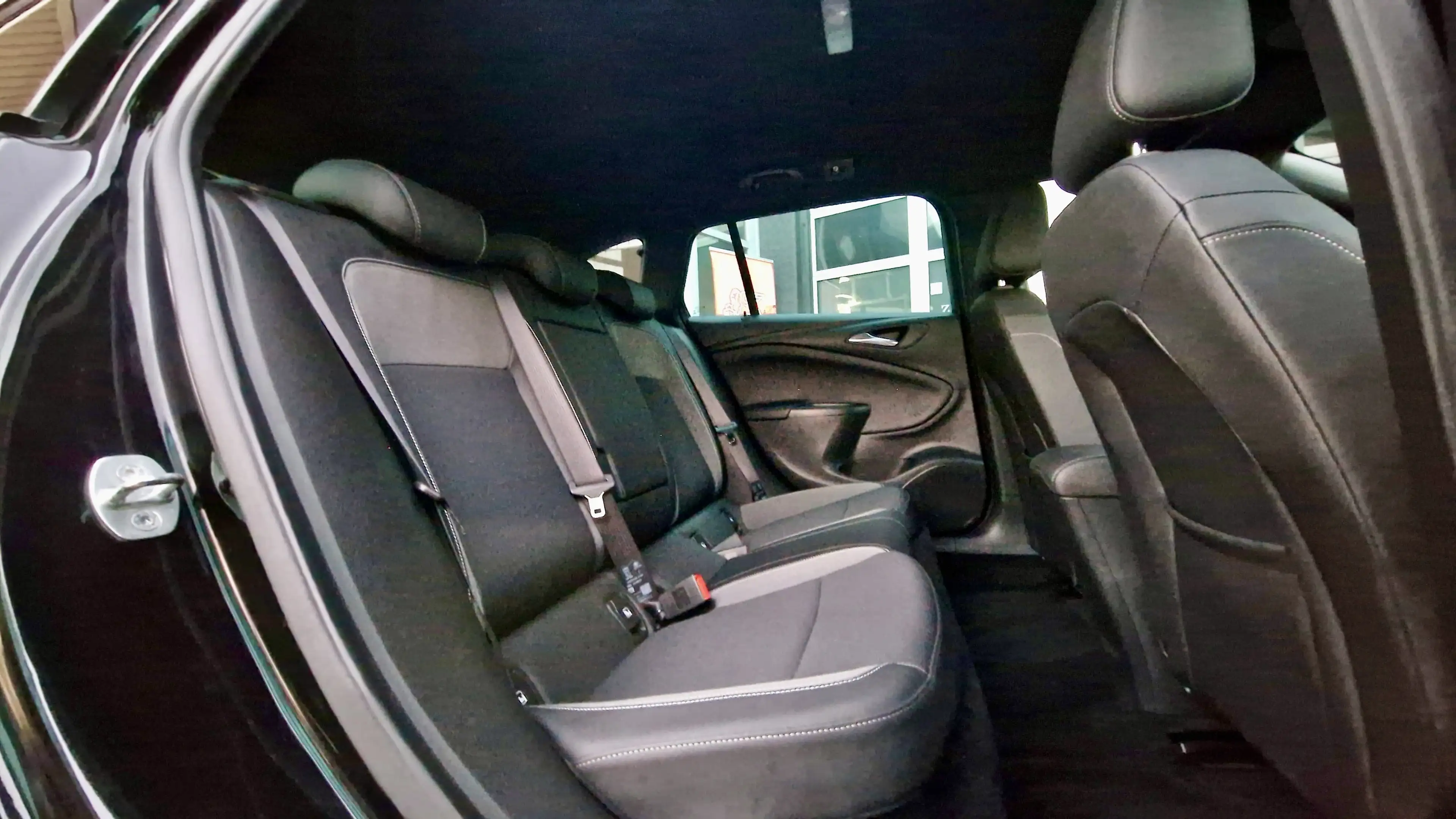 Opel Astra Sport_Tourer+/Elegance/LED/NAVI/AHK/Front/Rückfahr — photo 11