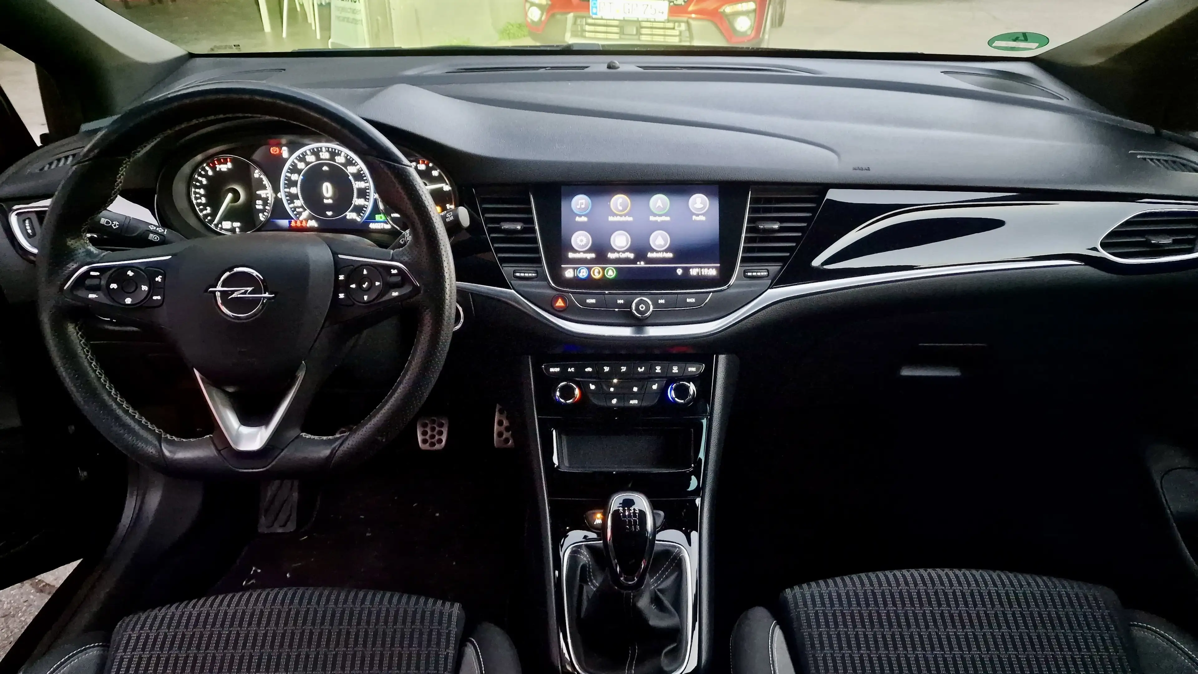 Opel Astra Sport_Tourer+/Elegance/LED/NAVI/AHK/Front/Rückfahr — photo 13