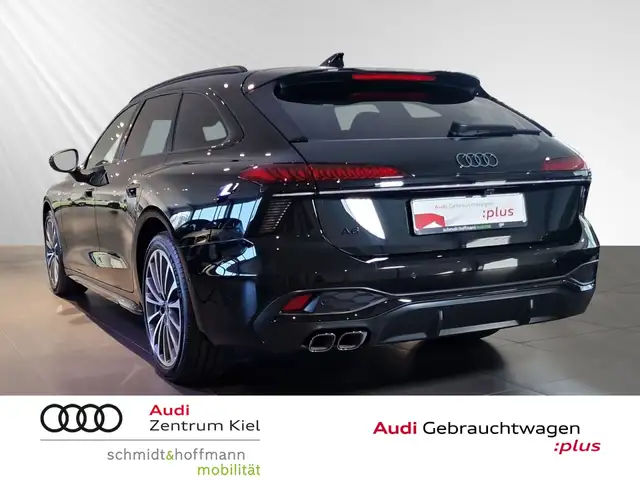 Audi A6 Avant view 4