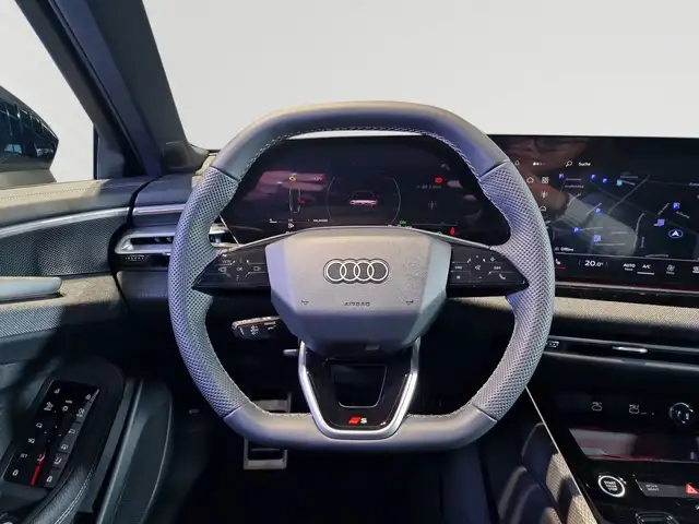 Audi A6 Avant view 13