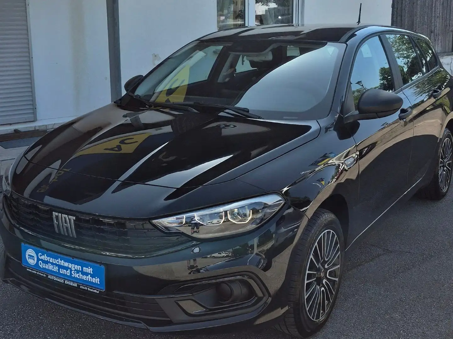 Fiat Tipo Kombi Cross Autom., Kamera, LED, CarPlay, ACC Schwarz - 2
