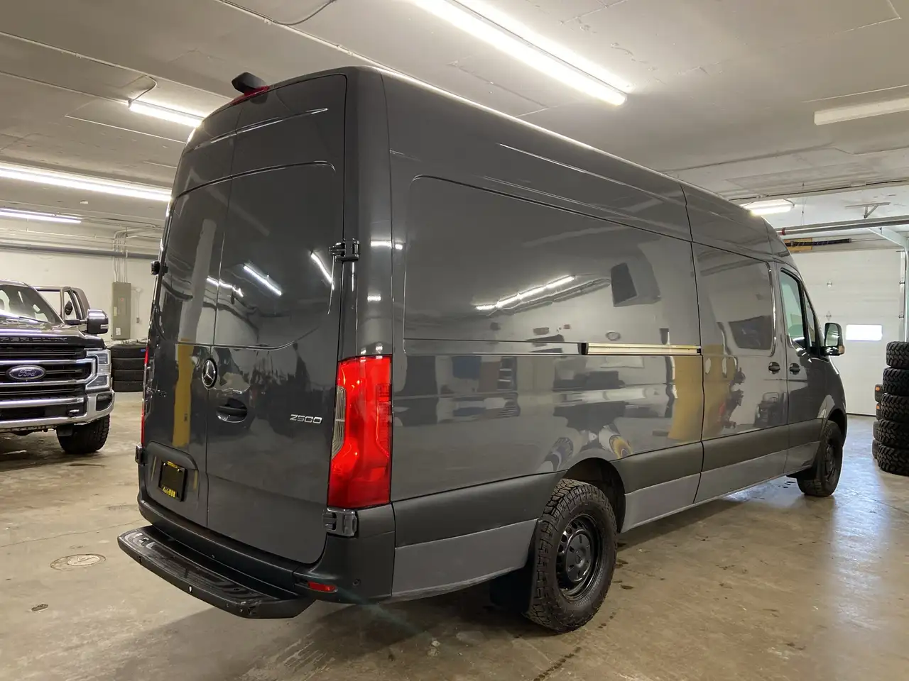 Mercedes-Benz Sprinter снимка Mercedes-Benz Sprinter