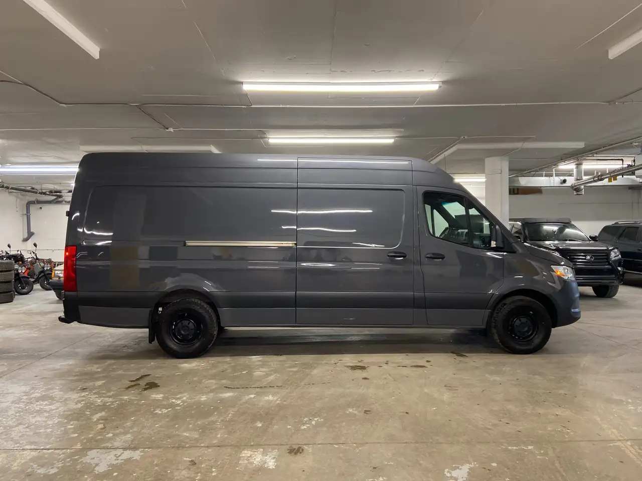 Mercedes-Benz Sprinter снимка Mercedes-Benz Sprinter