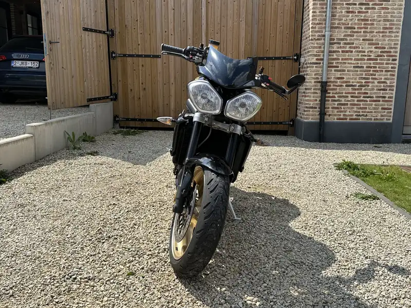 Triumph Street Triple - foto 8