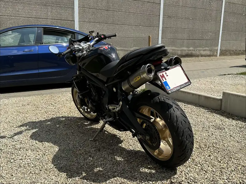 Triumph Street Triple - foto 5