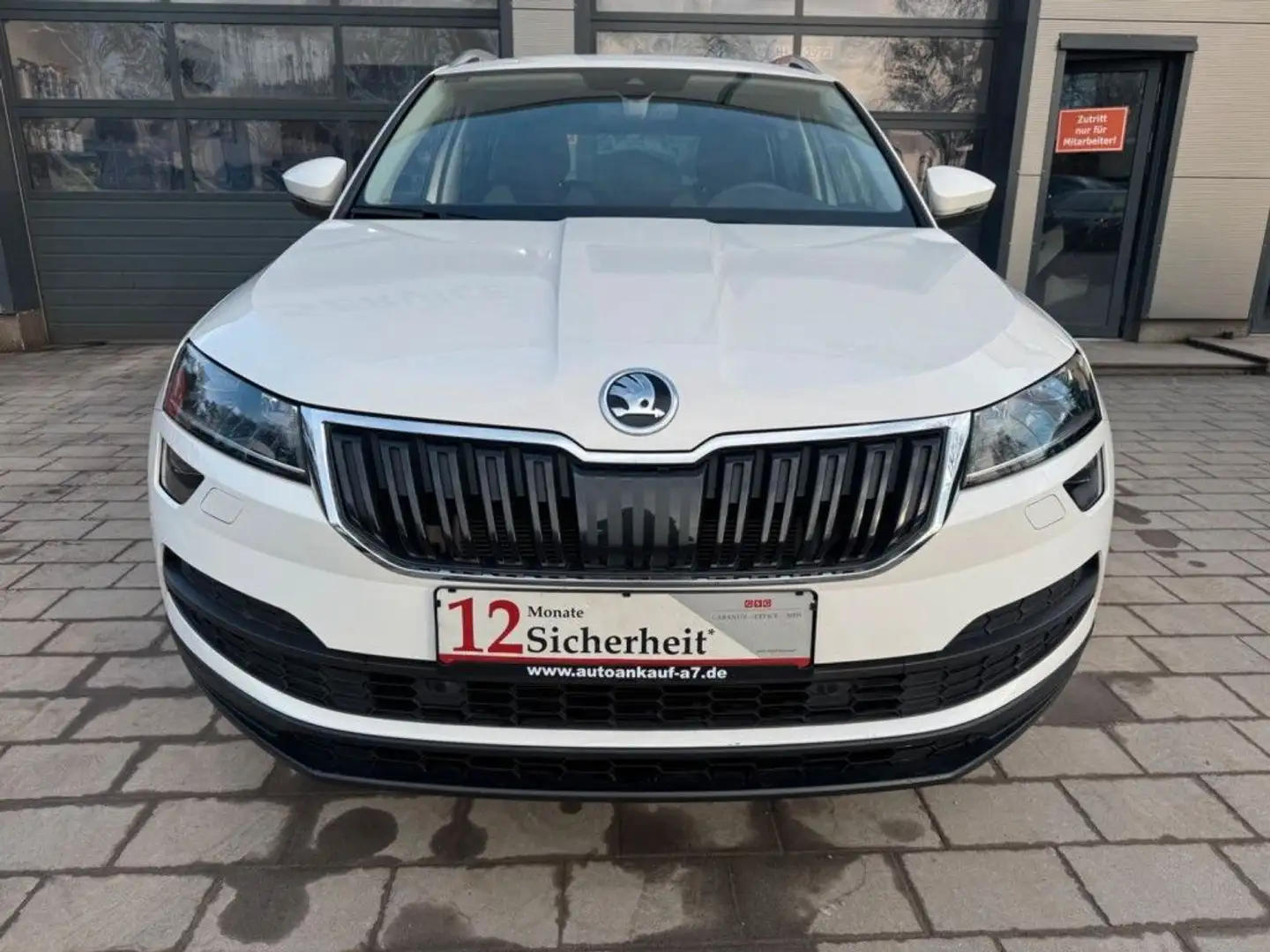 Skoda Karoq Drive 125 Weiß - 2