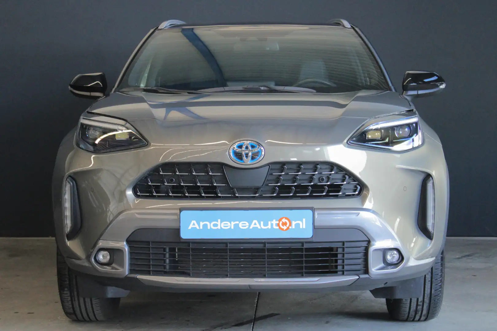 Toyota Yaris Cross 1.5 Hybrid Adventure |dealer onderhouden|JBL|HUD|l Groen - 2