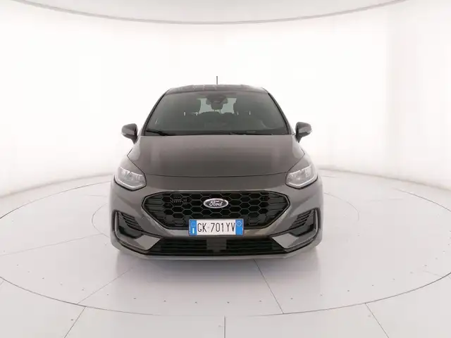 Ford Fiesta view 5