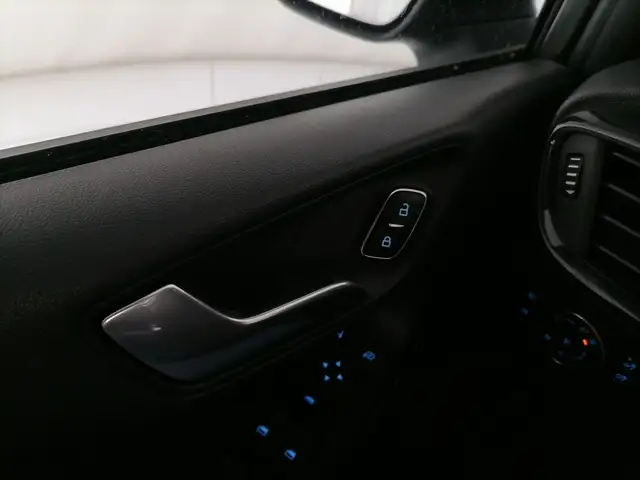 Ford Fiesta view 26