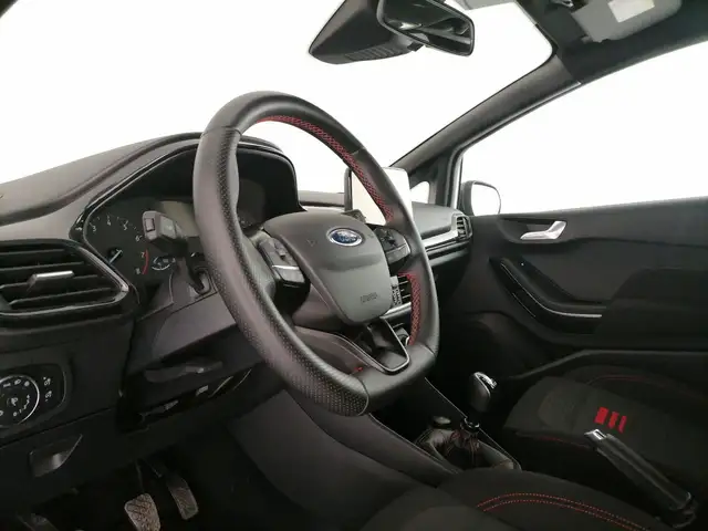 Ford Fiesta view 11