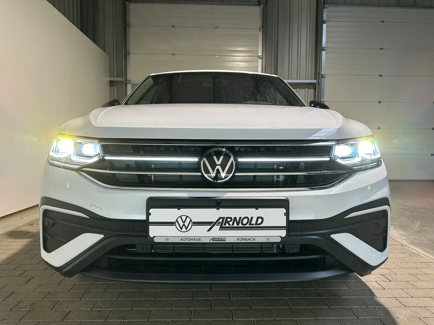 Volkswagen Tiguan Allspace MOVE 2,0 l TDI 7-Gang-DSG Blanco - 2