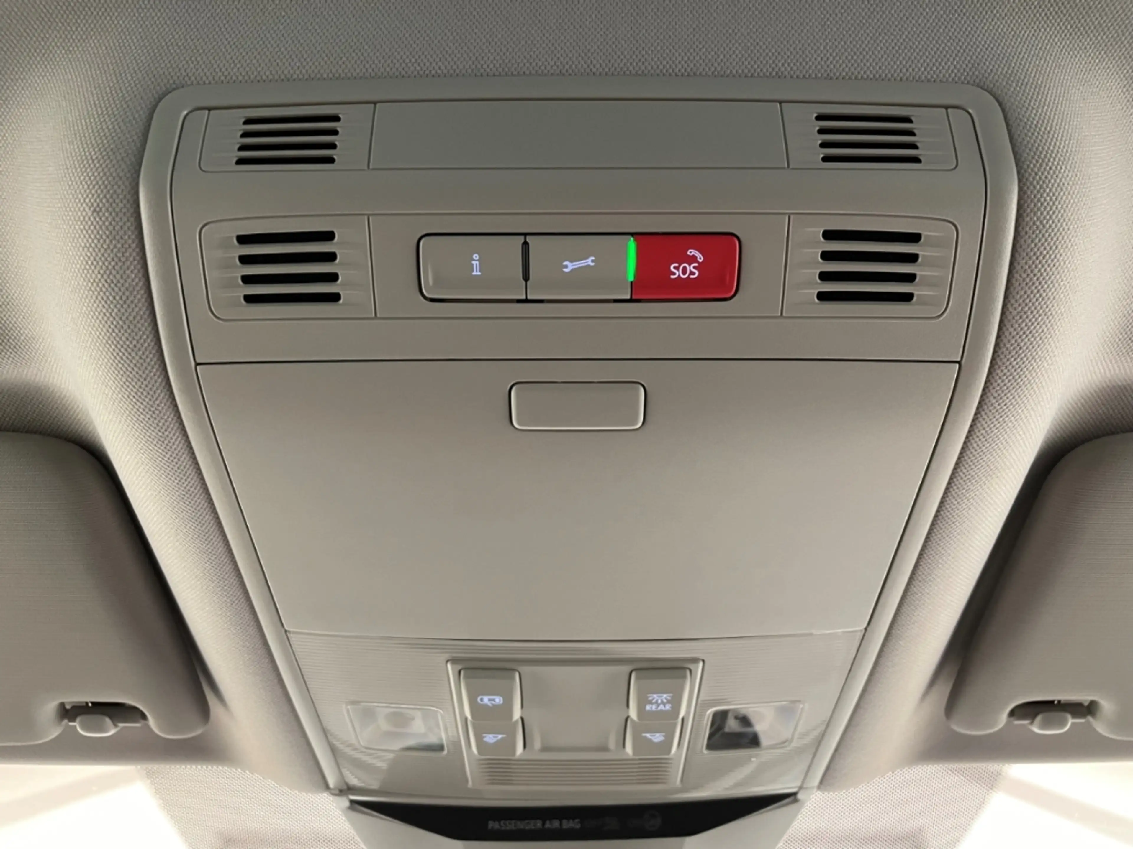 Volkswagen Passat Variant 2.0 TDI DSG Business EU6d Navi LED ACC — photo 15