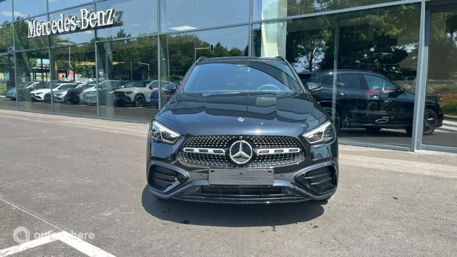 Mercedes-Benz GLA 200 200 d 150ch AMG Line 8G-DCT - 2