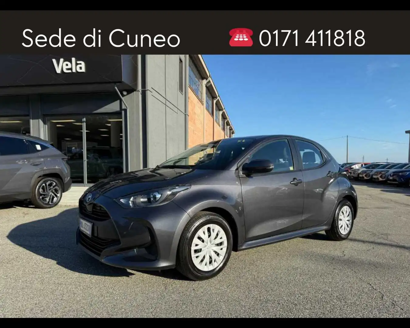 Toyota Yaris 1.0 VVT-i Active Grau - 1