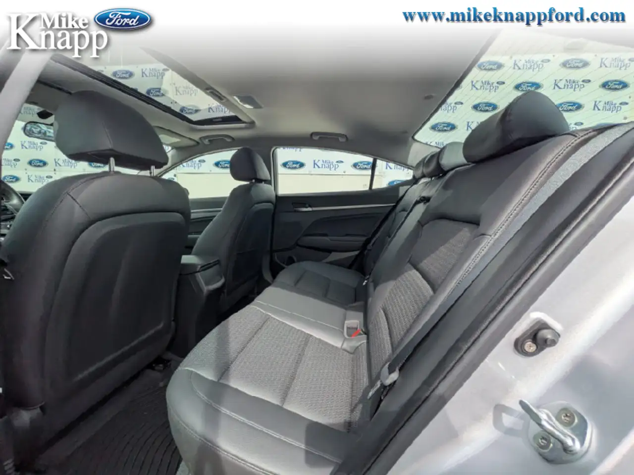 Hyundai ELANTRA снимка Hyundai ELANTRA
