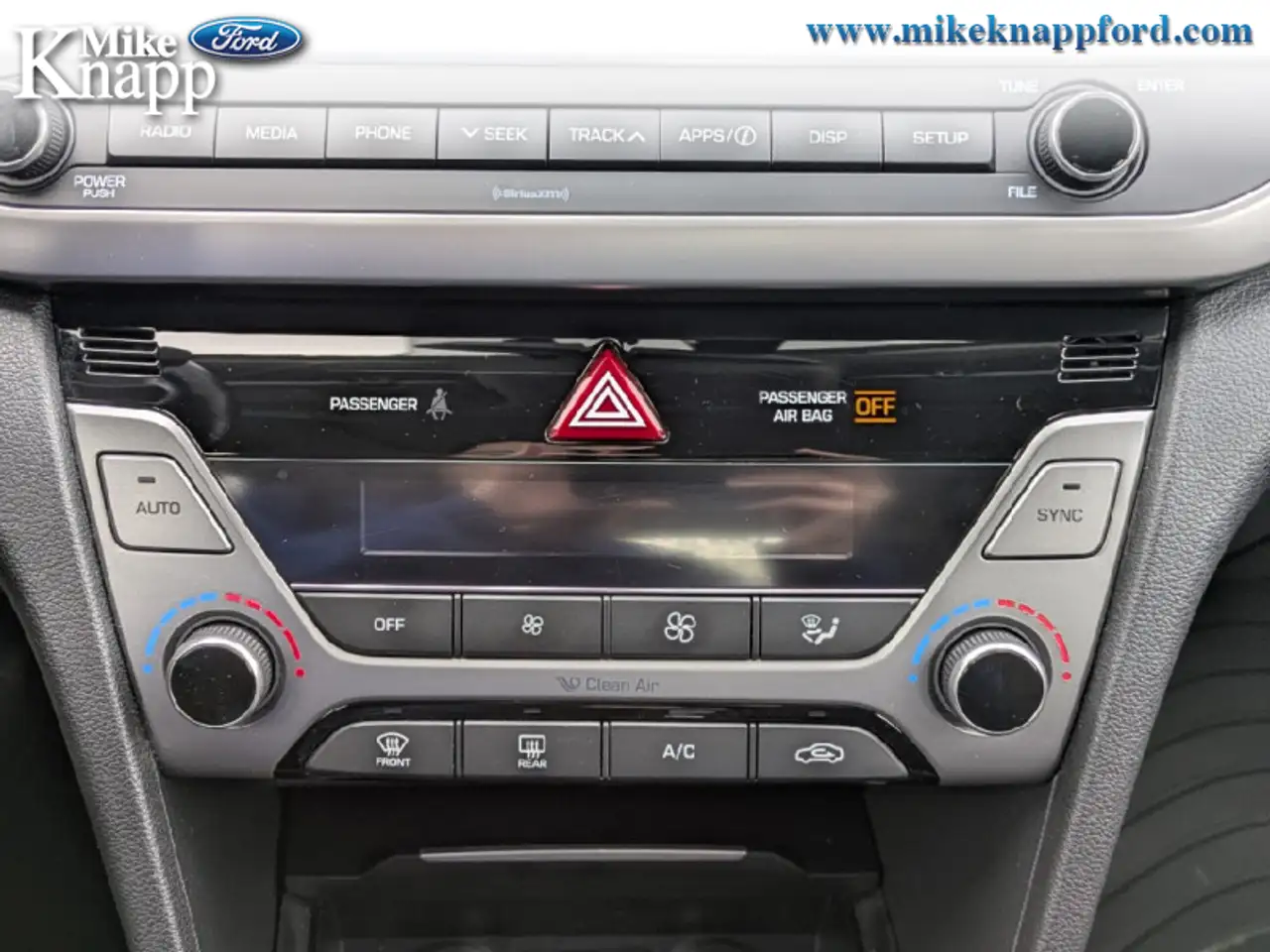 Hyundai ELANTRA снимка Hyundai ELANTRA
