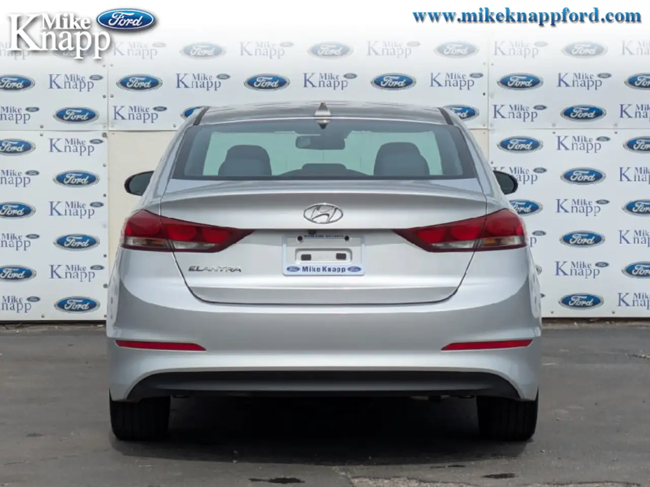 Hyundai ELANTRA снимка Hyundai ELANTRA