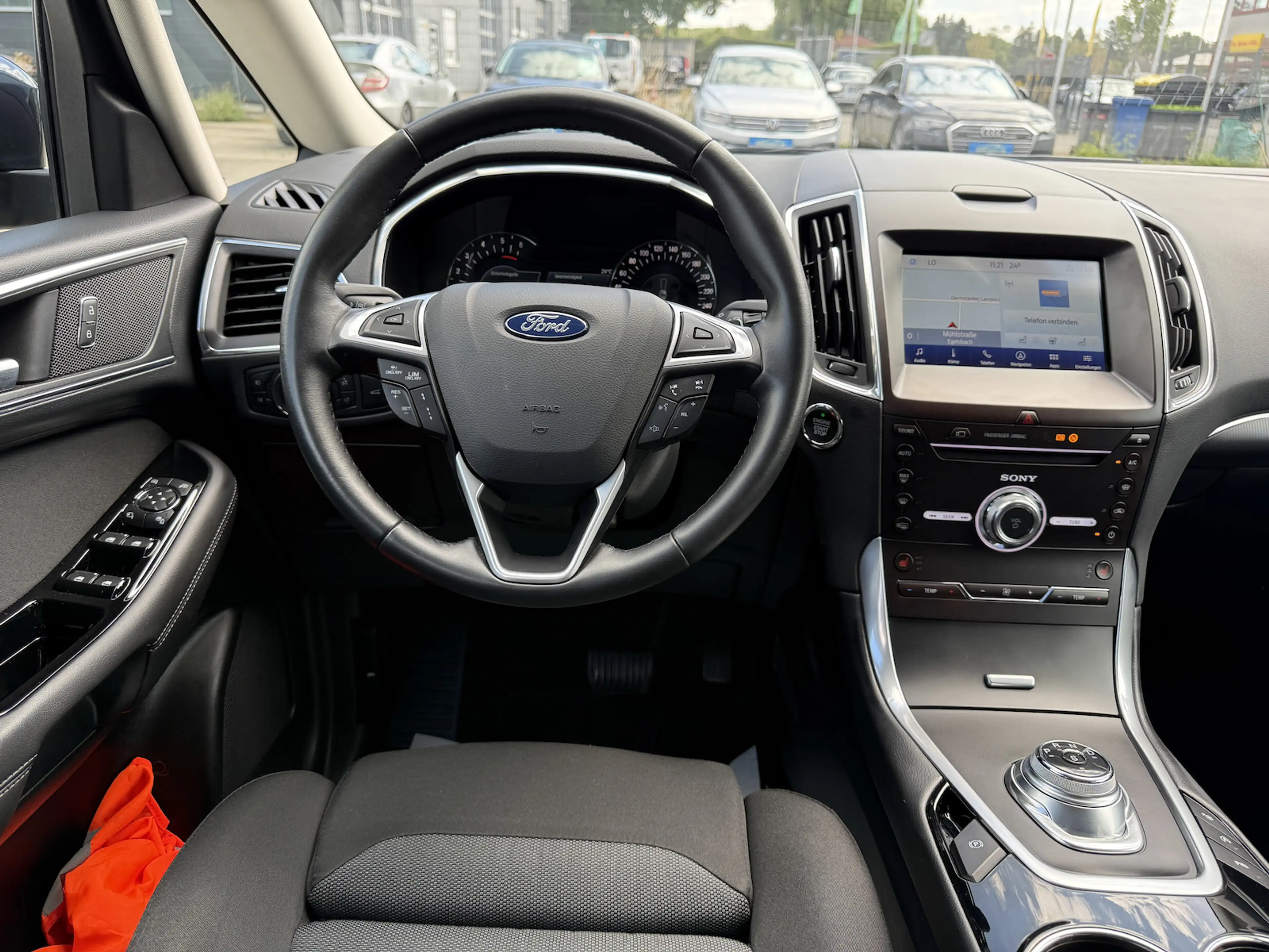 Ford S-Max Titanium 2,0 TDCI Aut Navi LED Temp SHA TWA PDC Al — photo 5