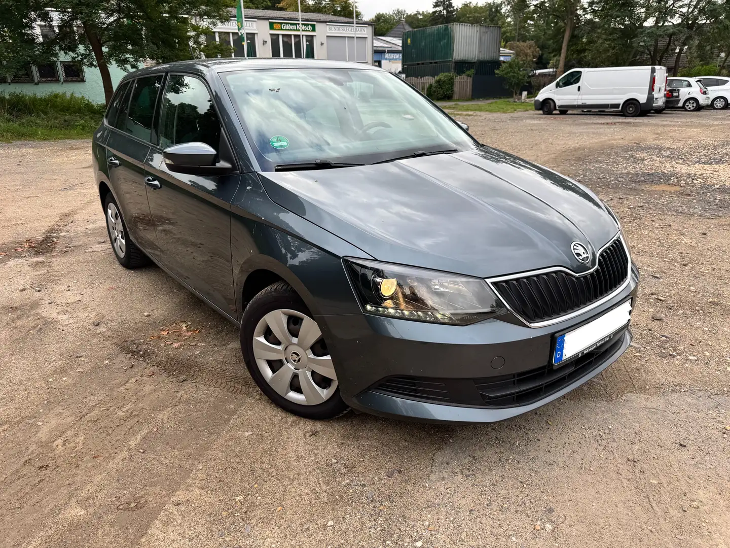 Skoda Fabia Ambition Grau - 1