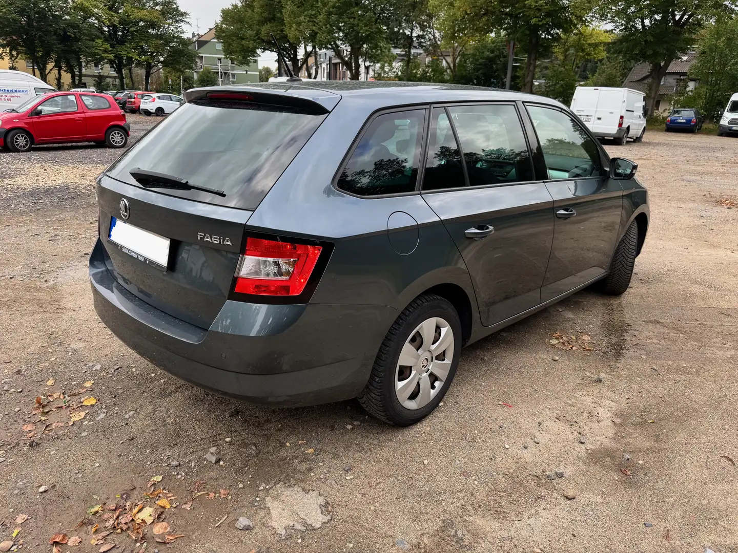 Skoda Fabia Ambition Grau - 2
