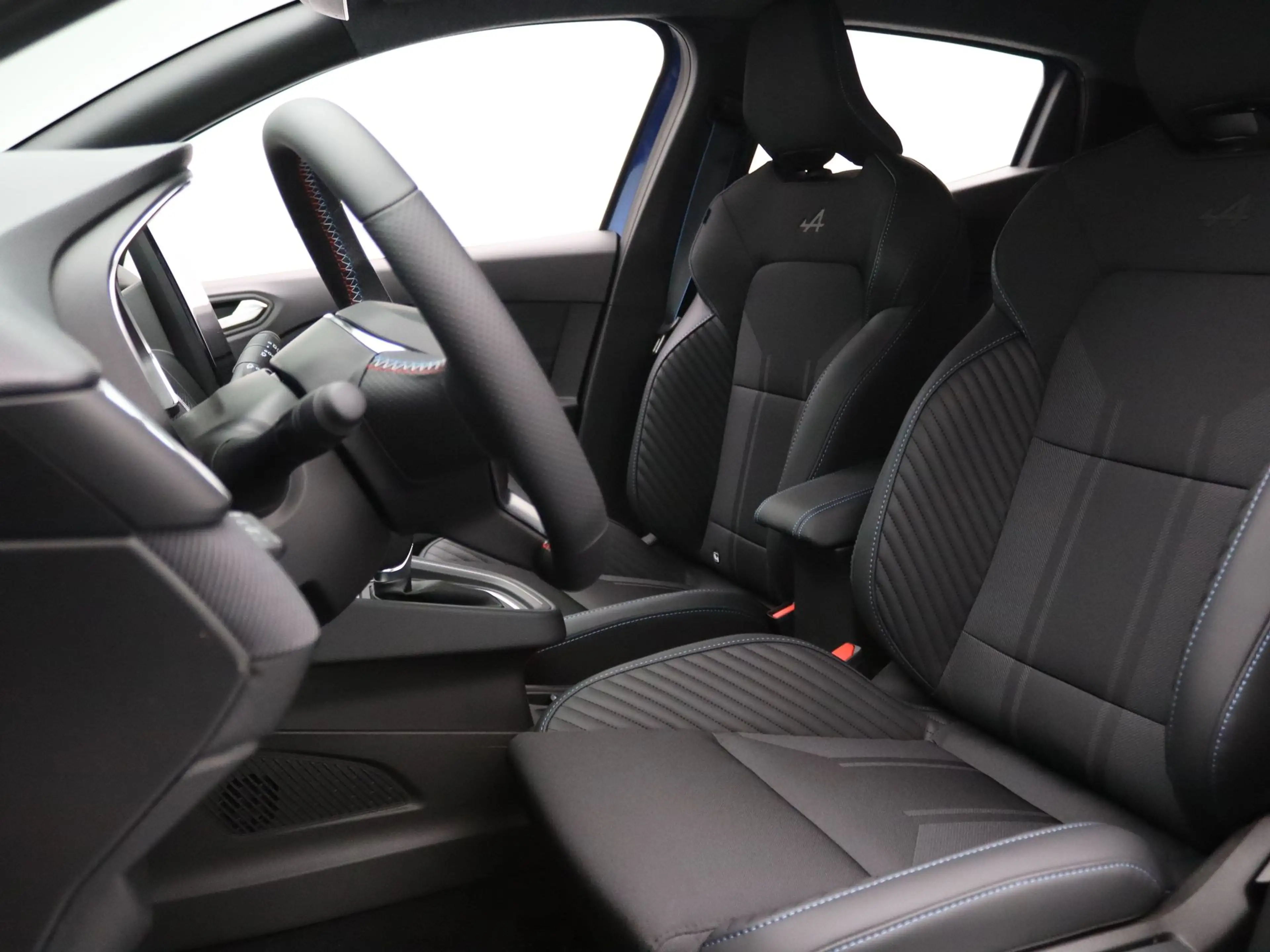 Renault Clio 145pk E-Tech Full Hybrid esprit Alpine Apple Carpl — photo 4
