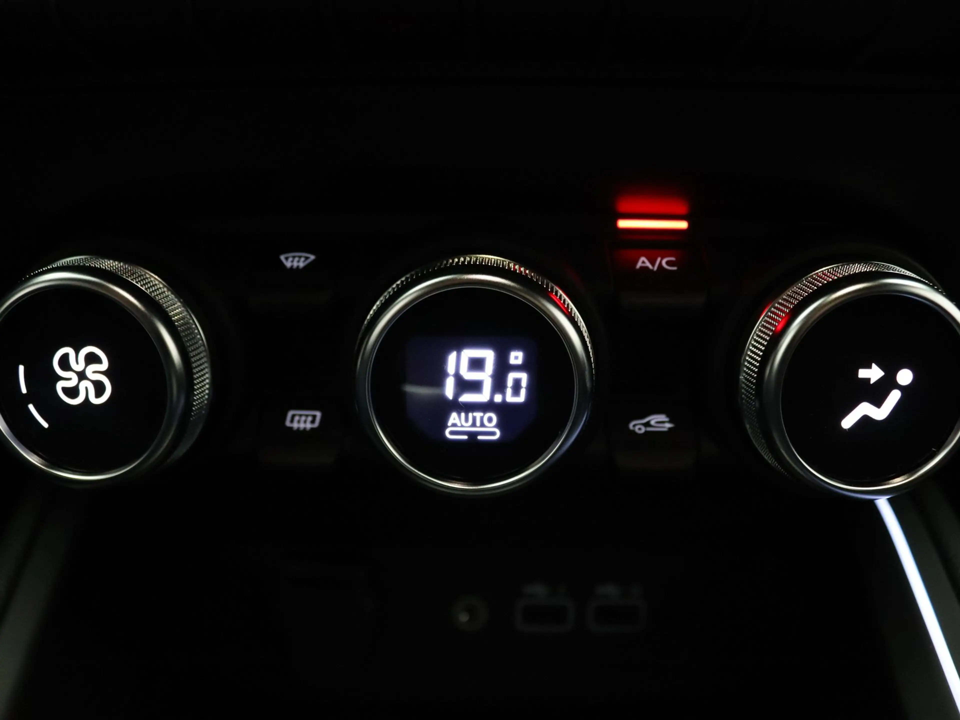 Renault Clio 145pk E-Tech Full Hybrid esprit Alpine Apple Carpl — photo 7