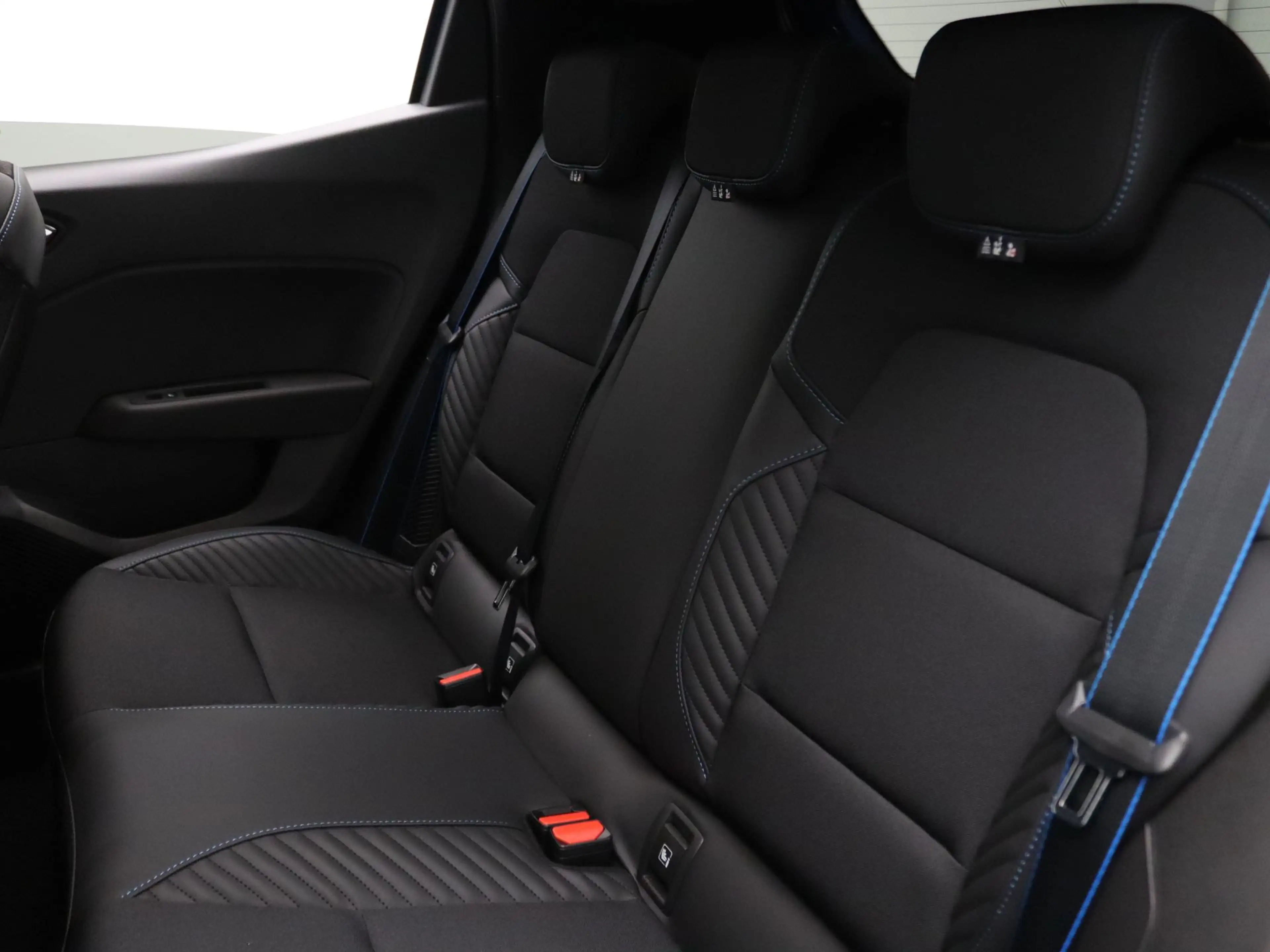 Renault Clio 145pk E-Tech Full Hybrid esprit Alpine Apple Carpl — photo 29