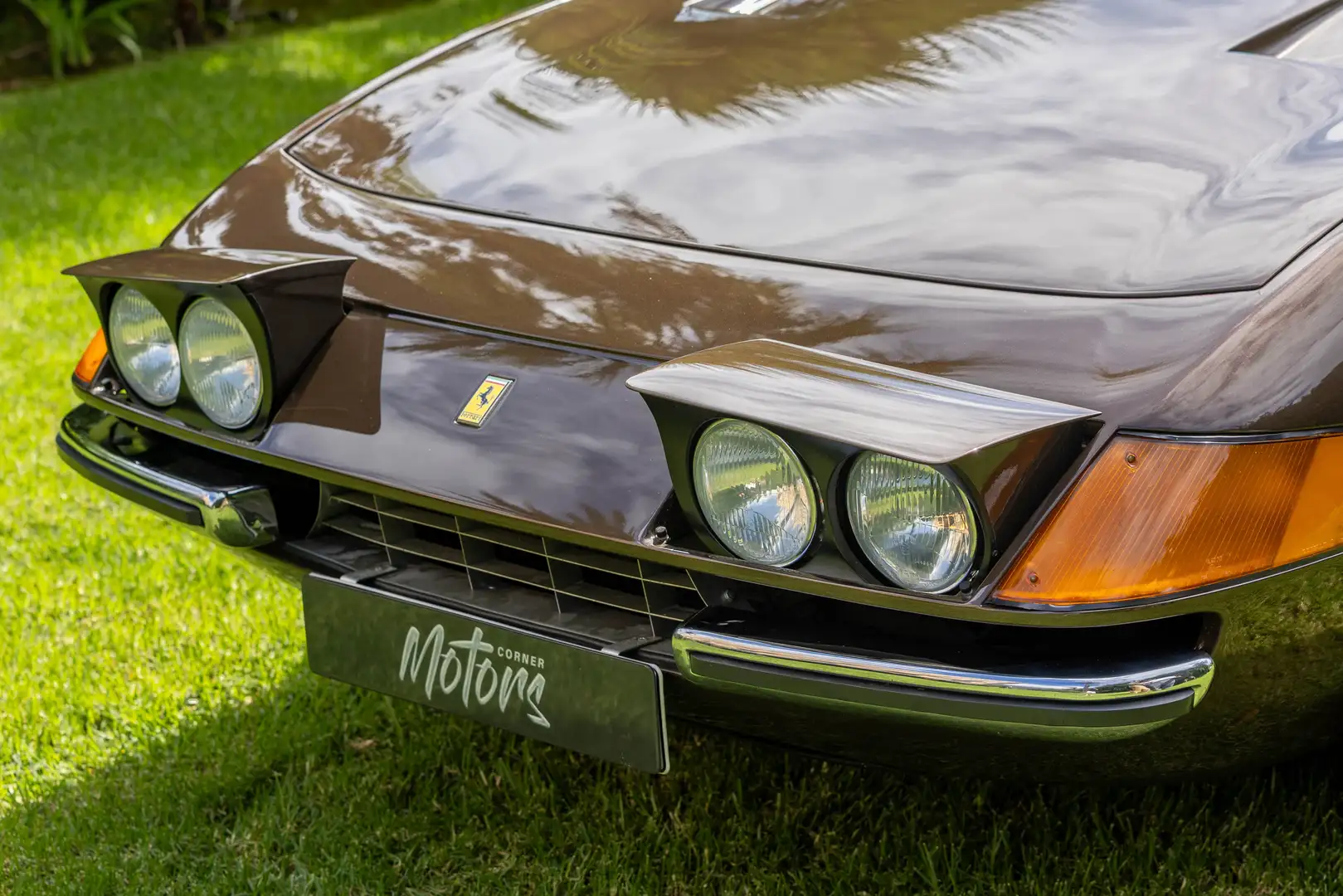 Ferrari 365 GTB4 Daytona Spider Scaglietti Brun - 2