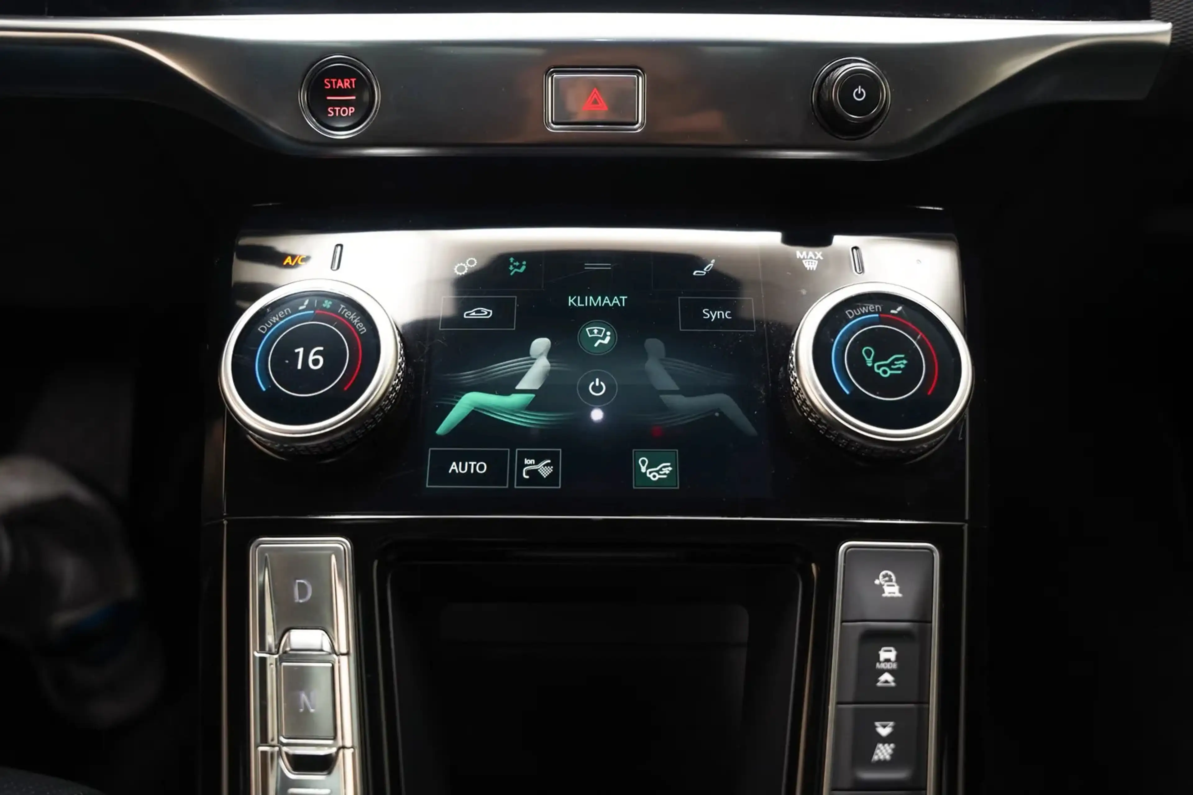 Jaguar I-Pace EV400 HSE 90 kWh [ Navi Apple/Android Pano Head-up — photo 10