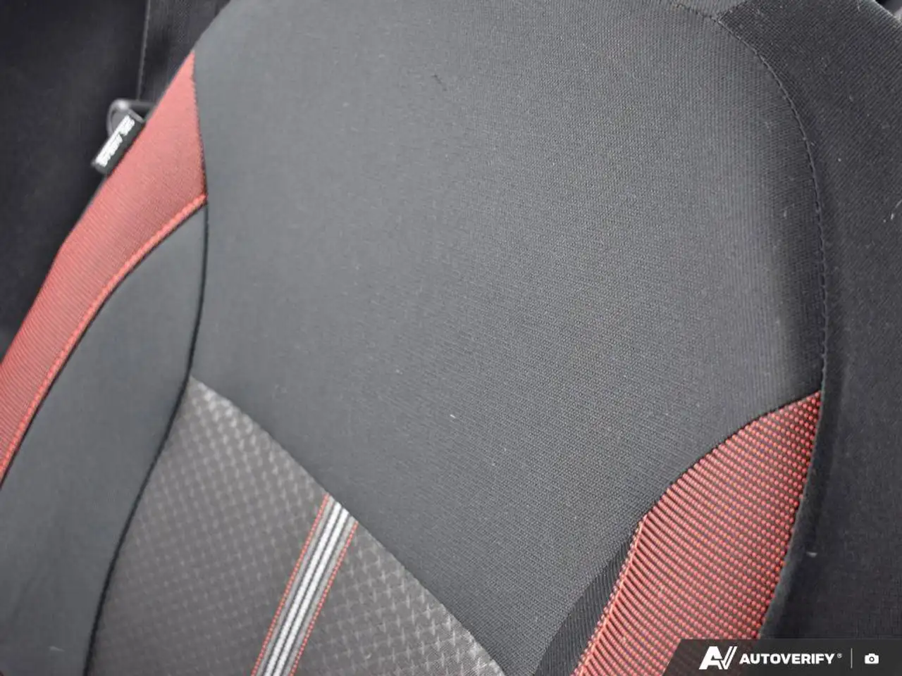 Nissan Versa снимка Nissan Versa