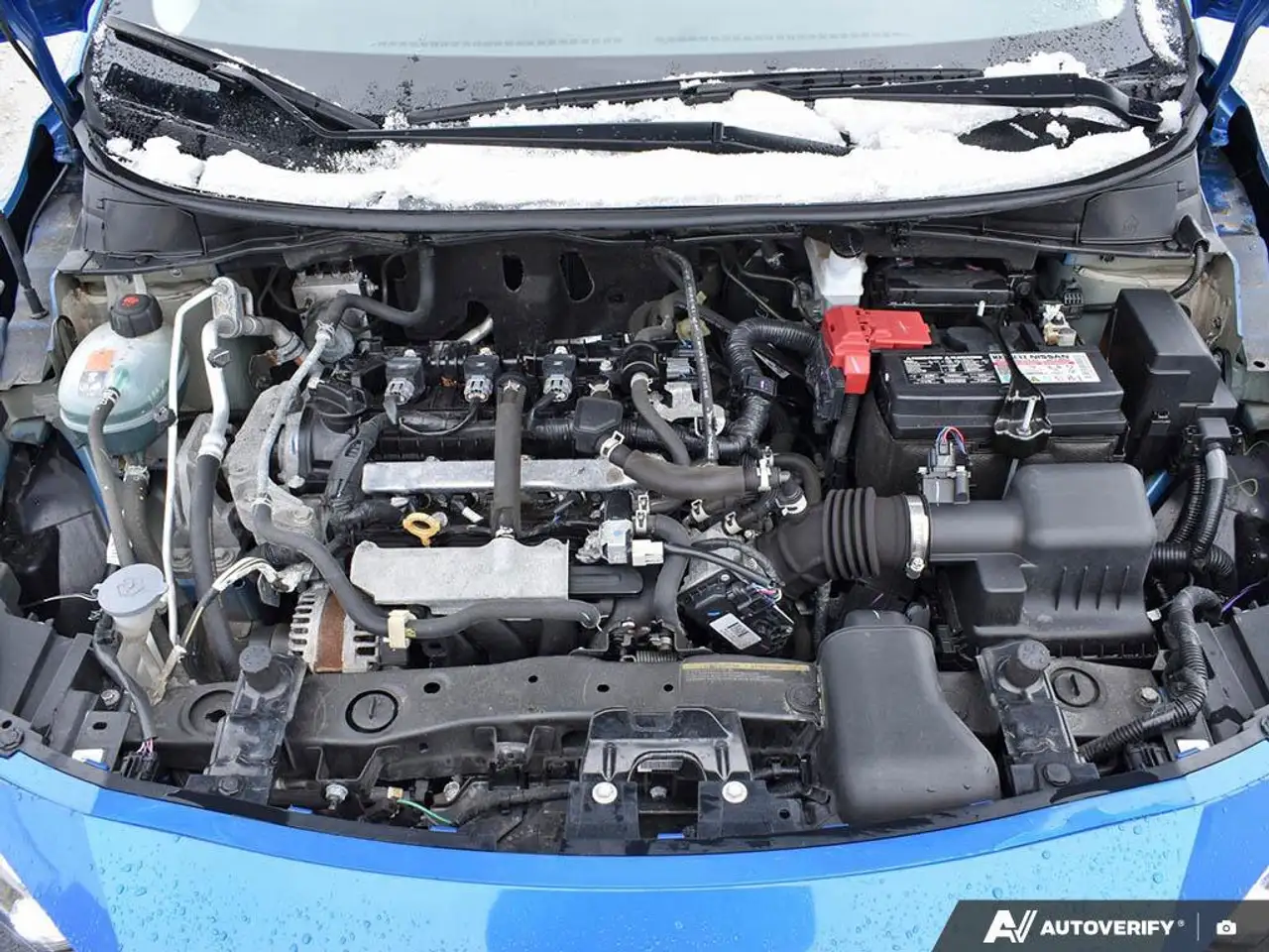 Nissan Versa снимка Nissan Versa