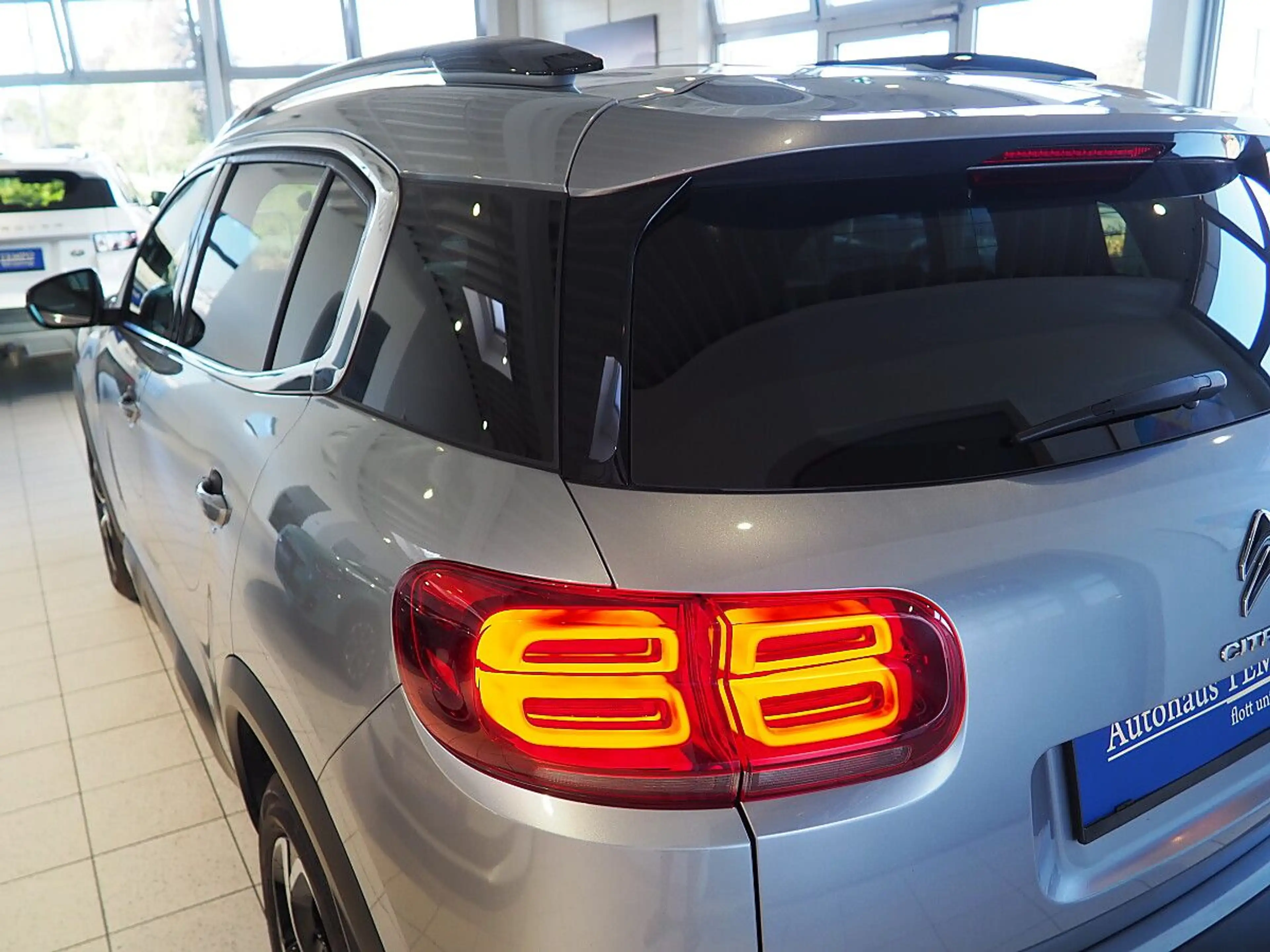 Citroen C5 Aircross BlueHDI 130 S&S Feel — photo 7