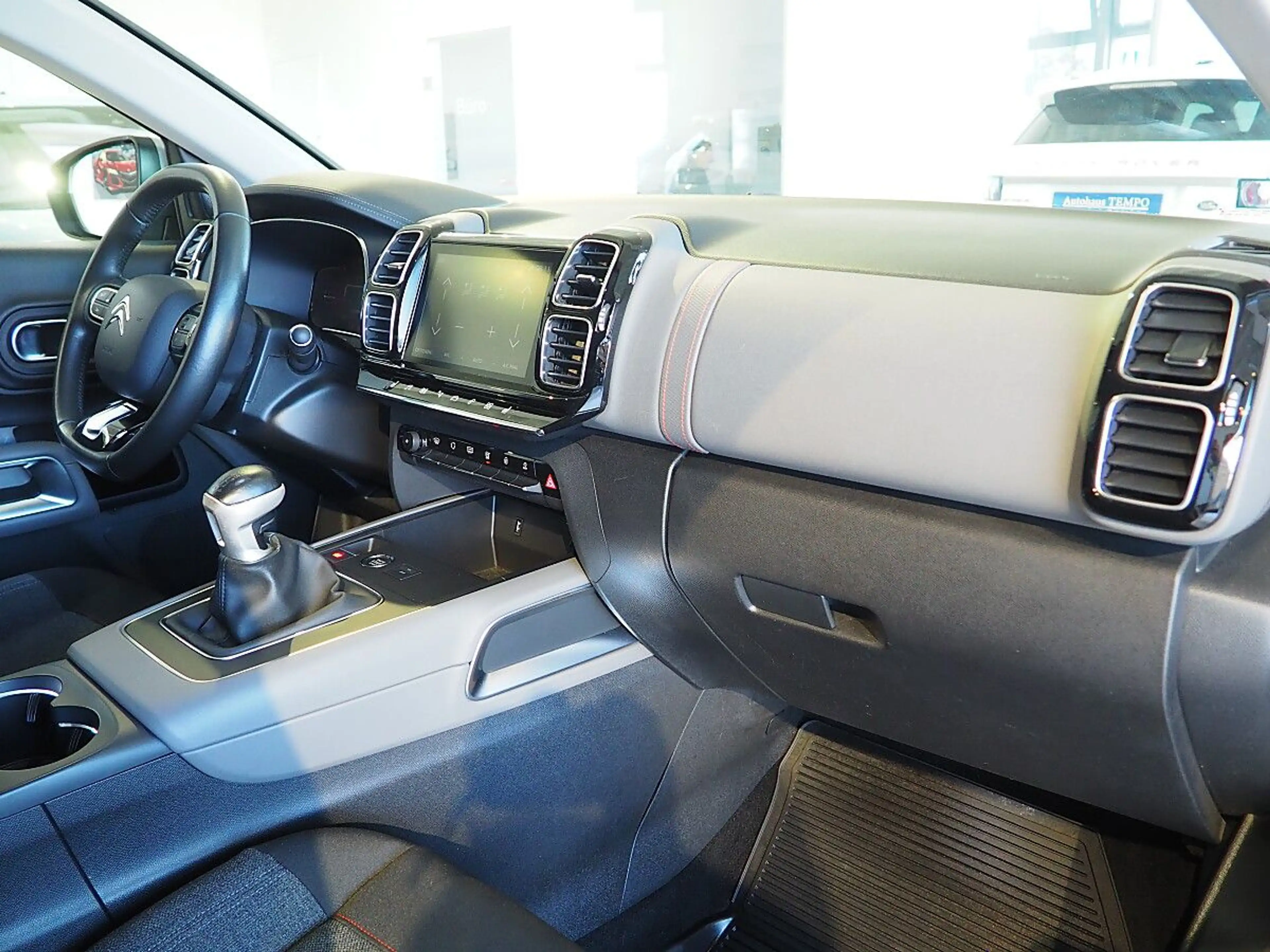 Citroen C5 Aircross BlueHDI 130 S&S Feel — photo 12