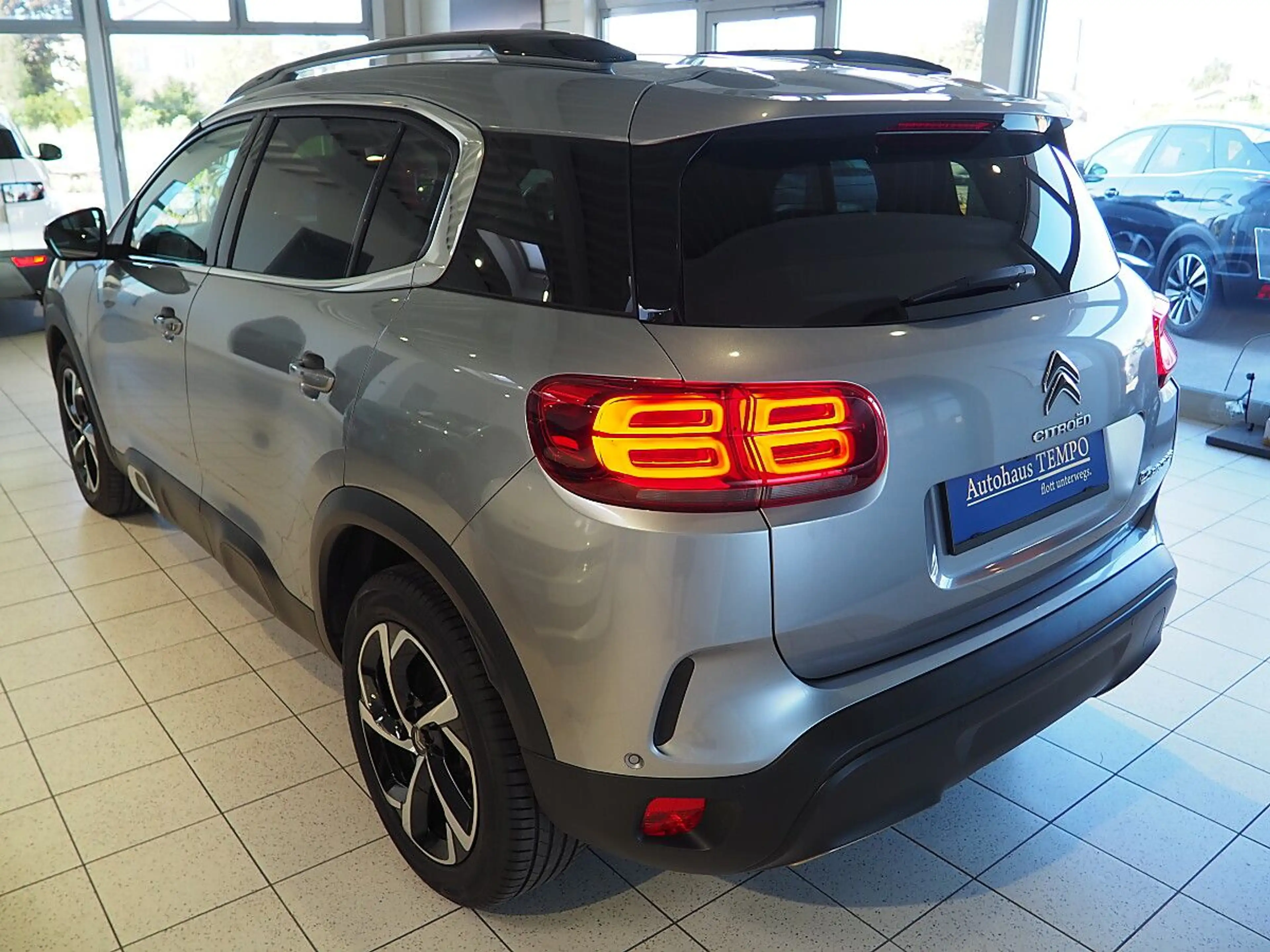 Citroen C5 Aircross BlueHDI 130 S&S Feel — photo 4