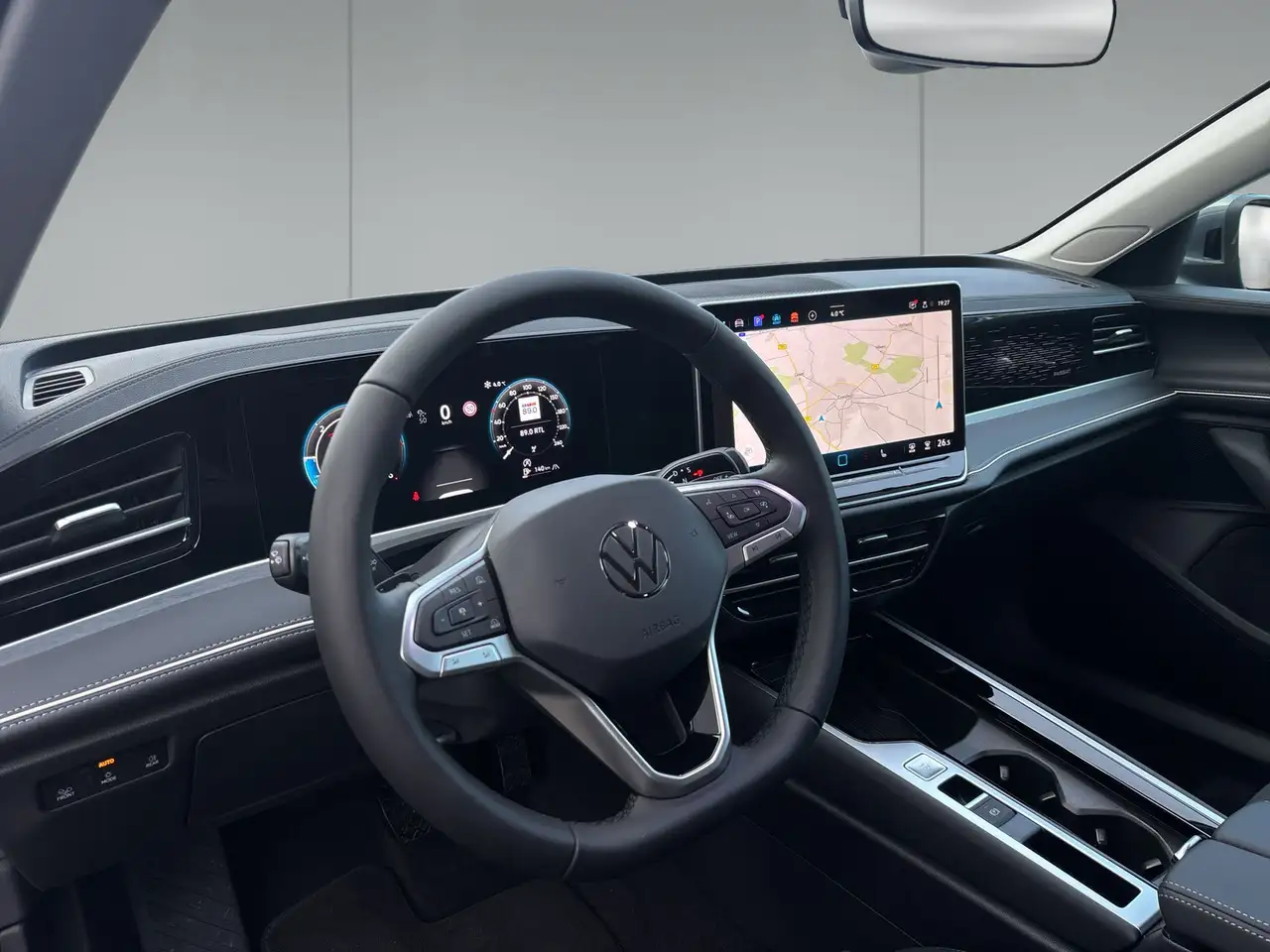 Volkswagen Passat Variant Elegance 2.0 TDI DSG AHK 18" IQ.Light EasyOpen 8
